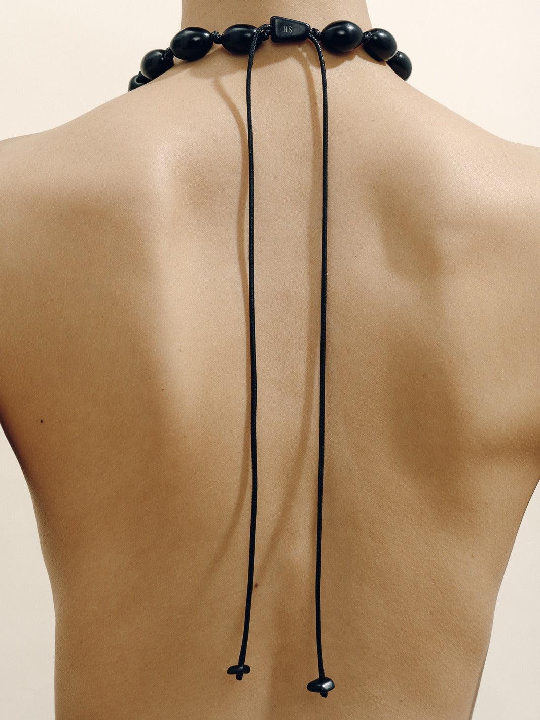 The Pendant Necklace in Black Product Image