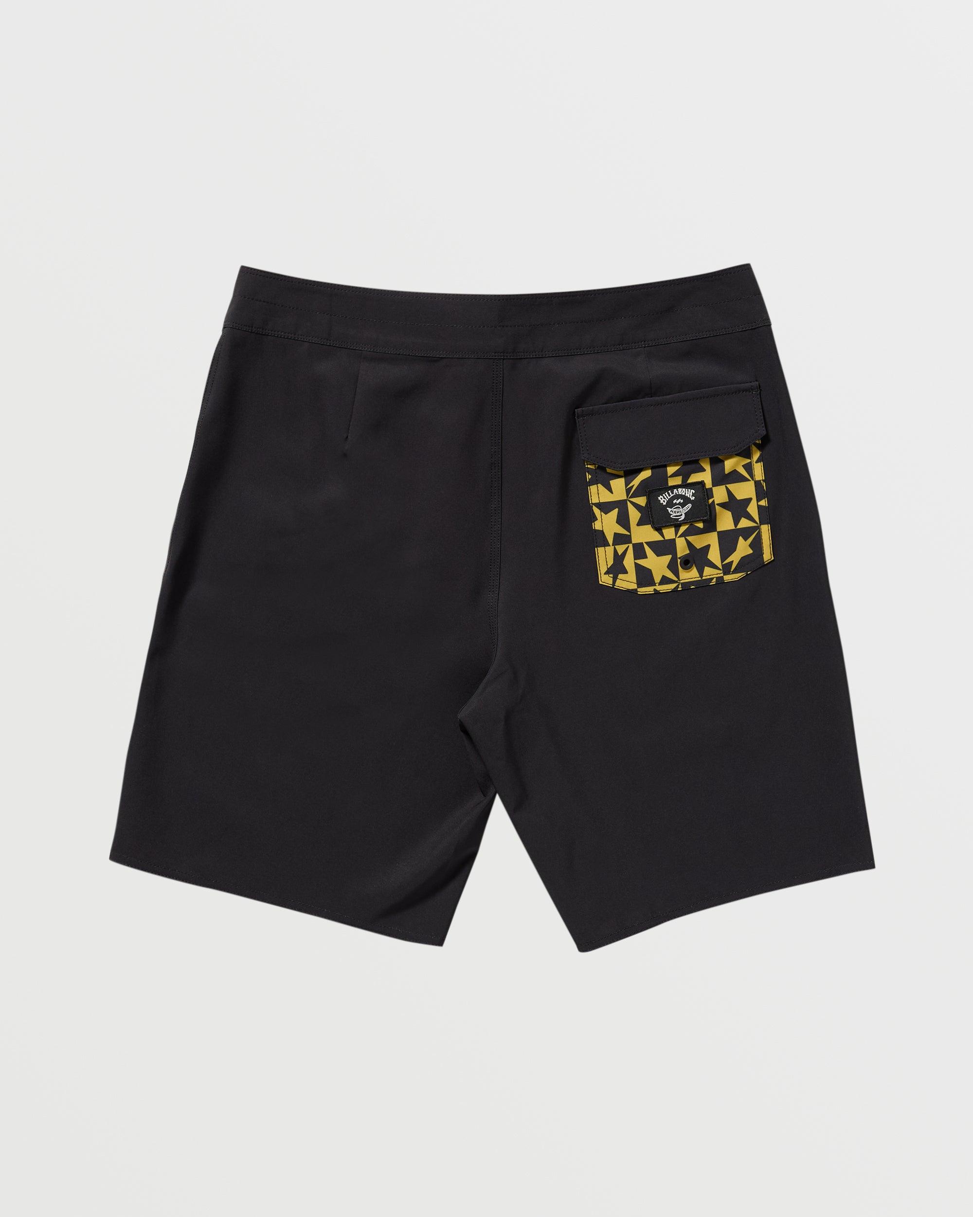 Sundays Pro Performance 19" Boardshorts - Aged Indigo Male Product Image