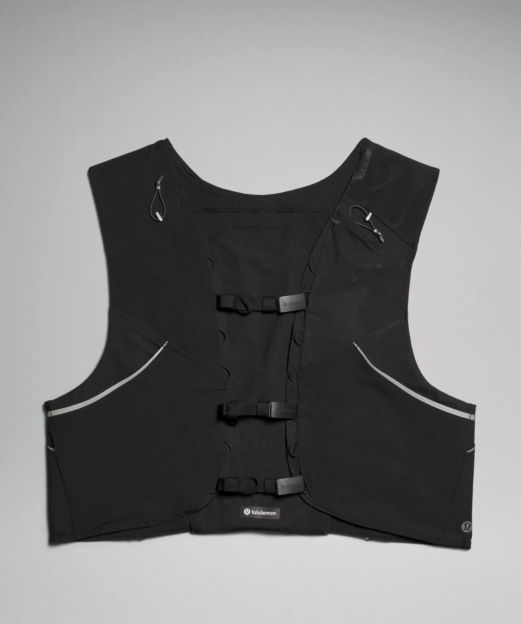 Fast and Free Trail Running Vest Product Image