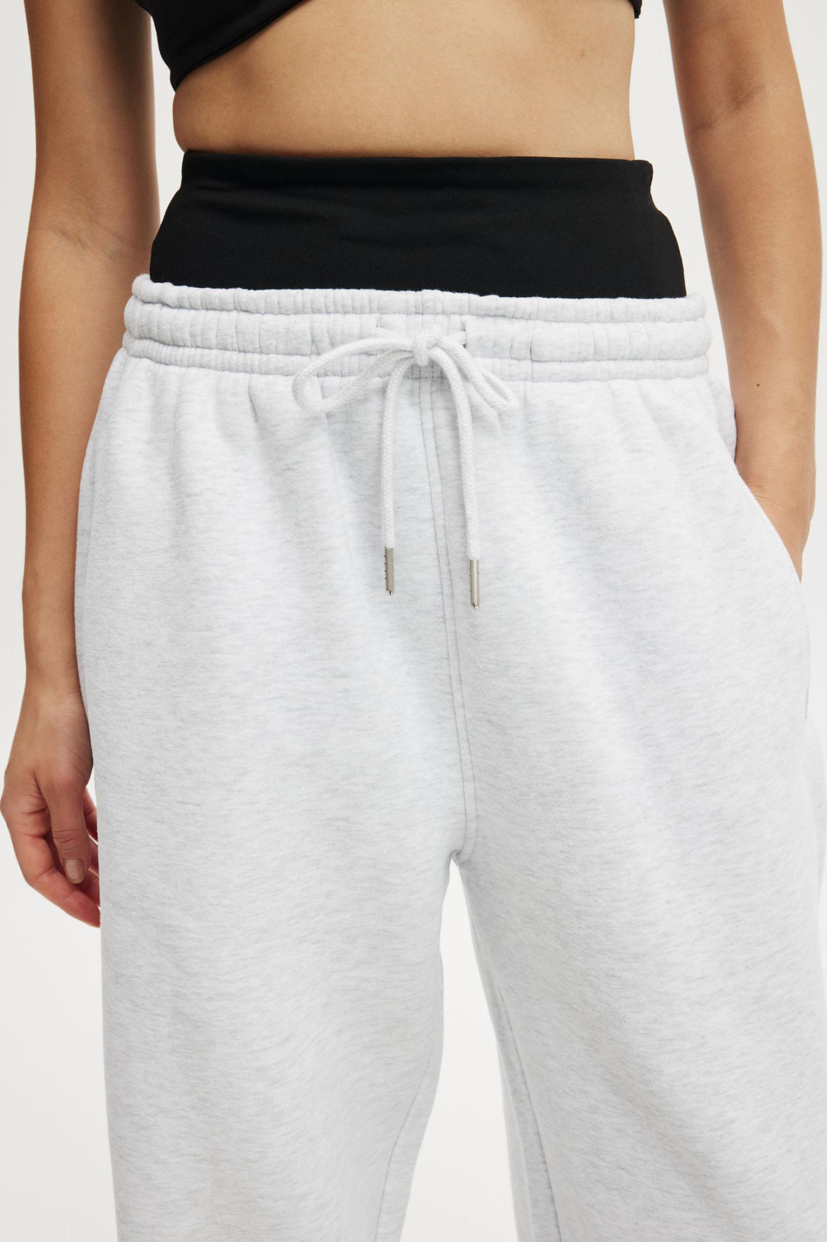 Plush Essential Barrel Sweatpant Product Image
