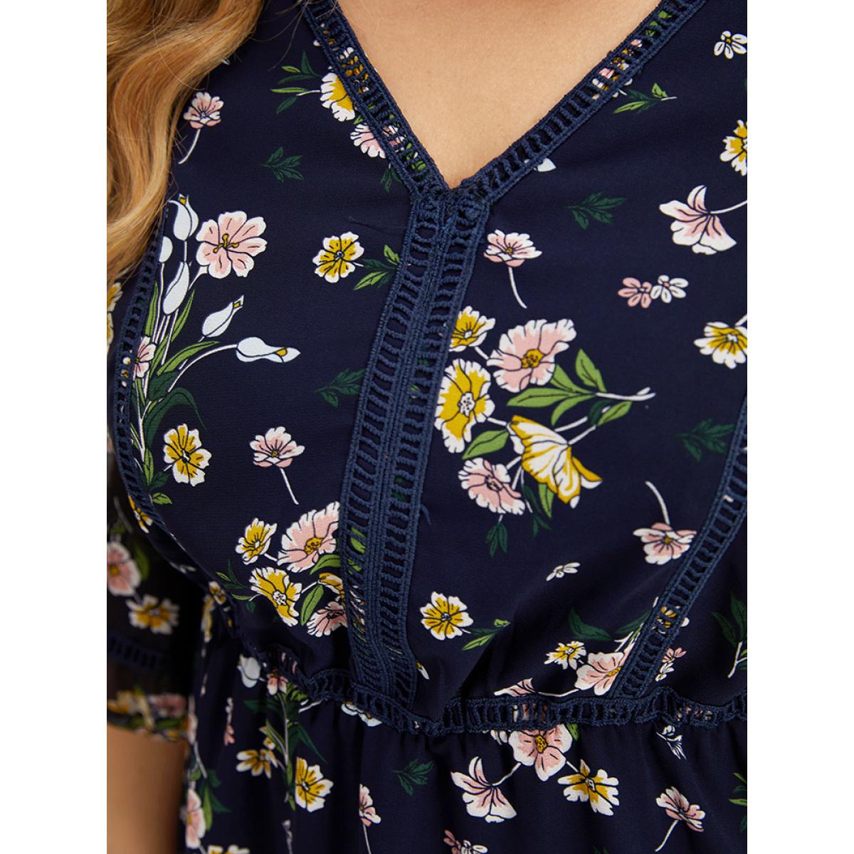 Plus Size Indigo Floral Print V Neck Guipure Lace Mesh Lantern Sleeve Blouse Women Elegant Elbow-length sleeve V-neck Dailywear Blouses BloomChic 28/5X Product Image