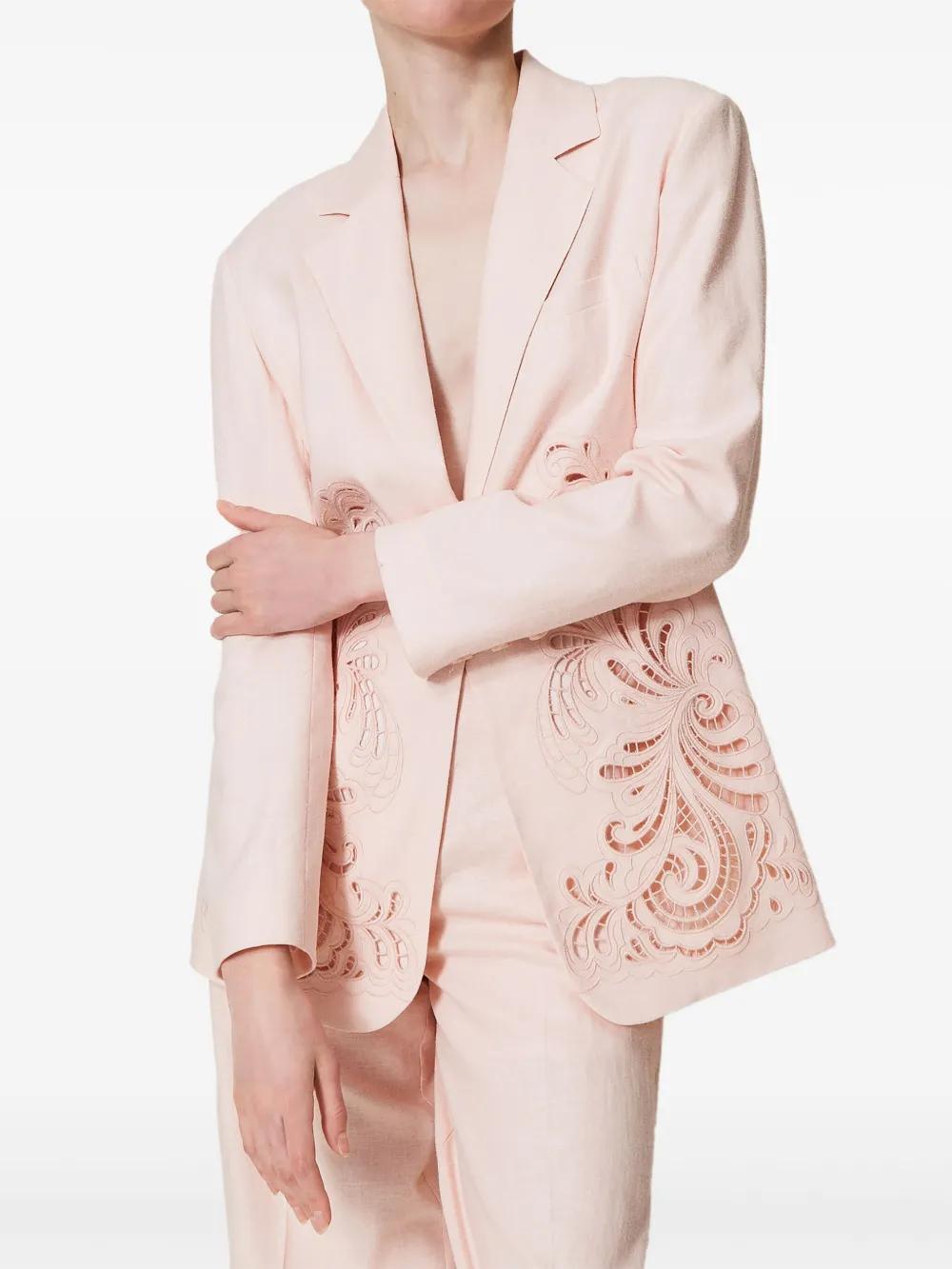 embroidered blazer Product Image