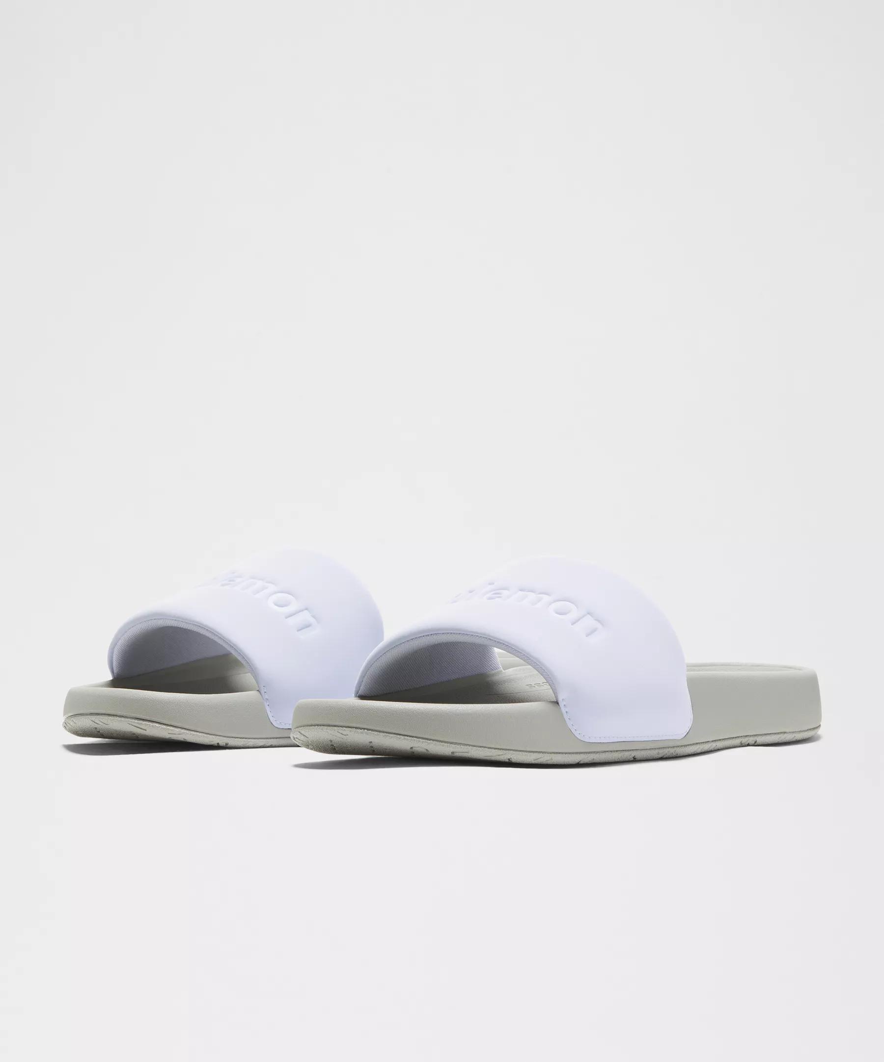 Women's Restfeel Slide *Graphic Product Image