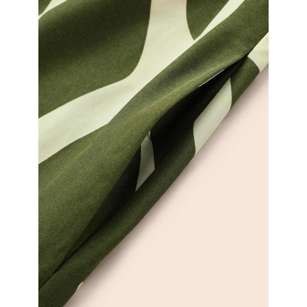 Plus Size Geometric Texture Patchwork Belted Dress ArmyGreen Women Elegant Texture Round Neck Elbow-length sleeve Curvy BloomChic 28/5X Product Image