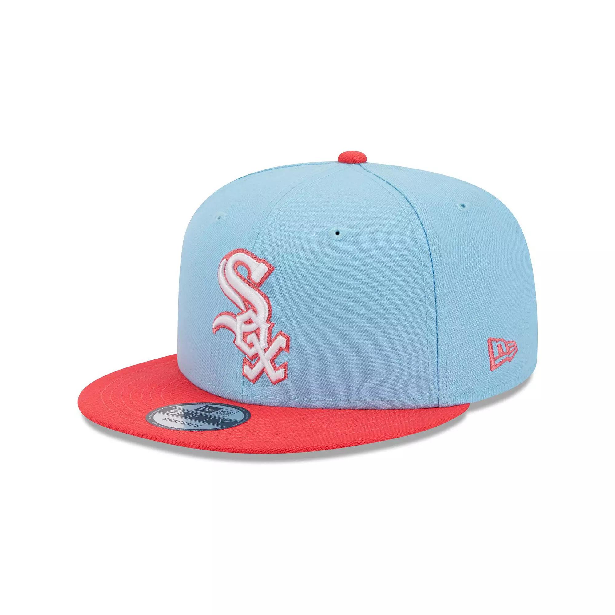Men's New Era Light Blue/Red Chicago White Sox Spring Basic Two-Tone 9FIFTY Snapback Hat Product Image