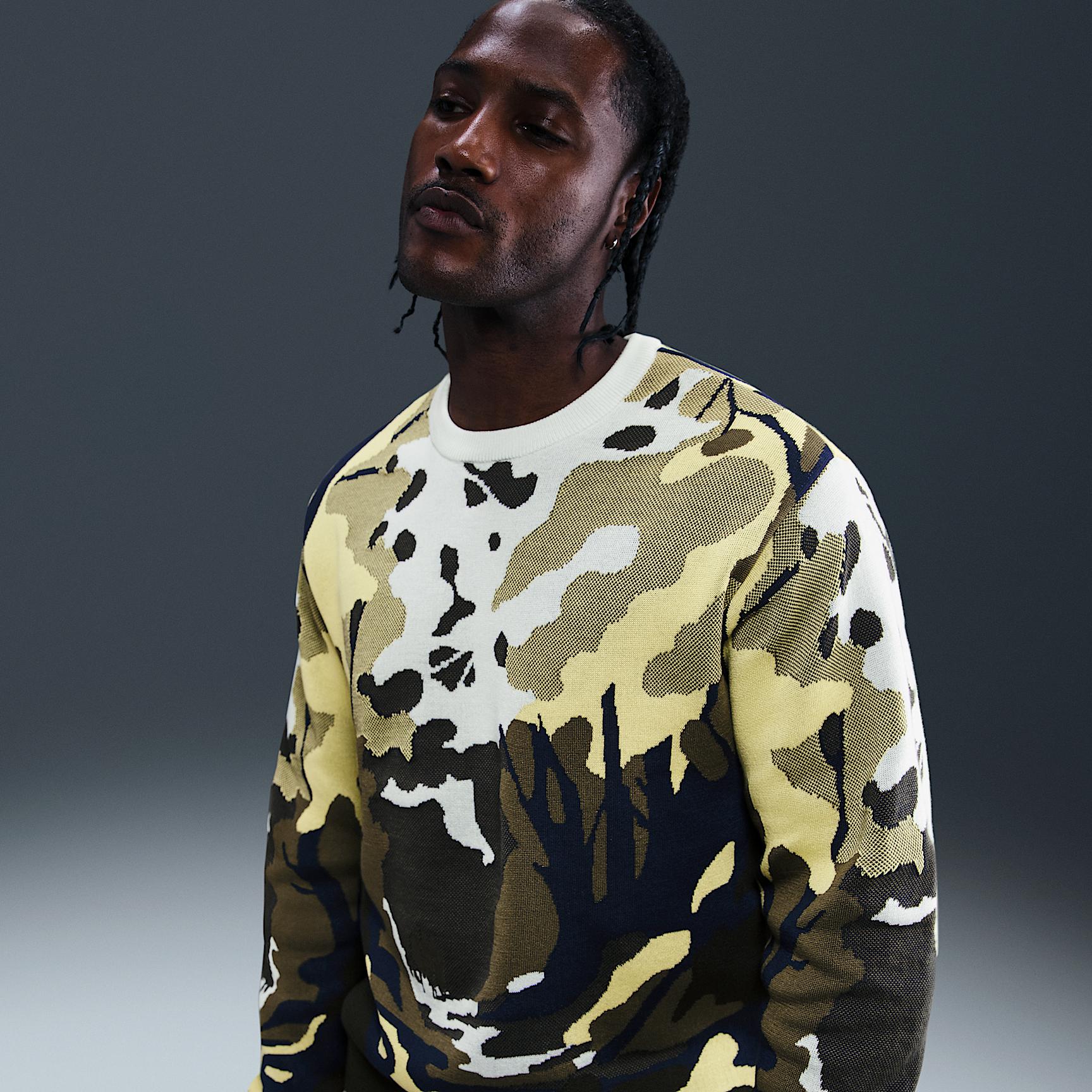 Nike Men's Life Wilderness Sweater Product Image