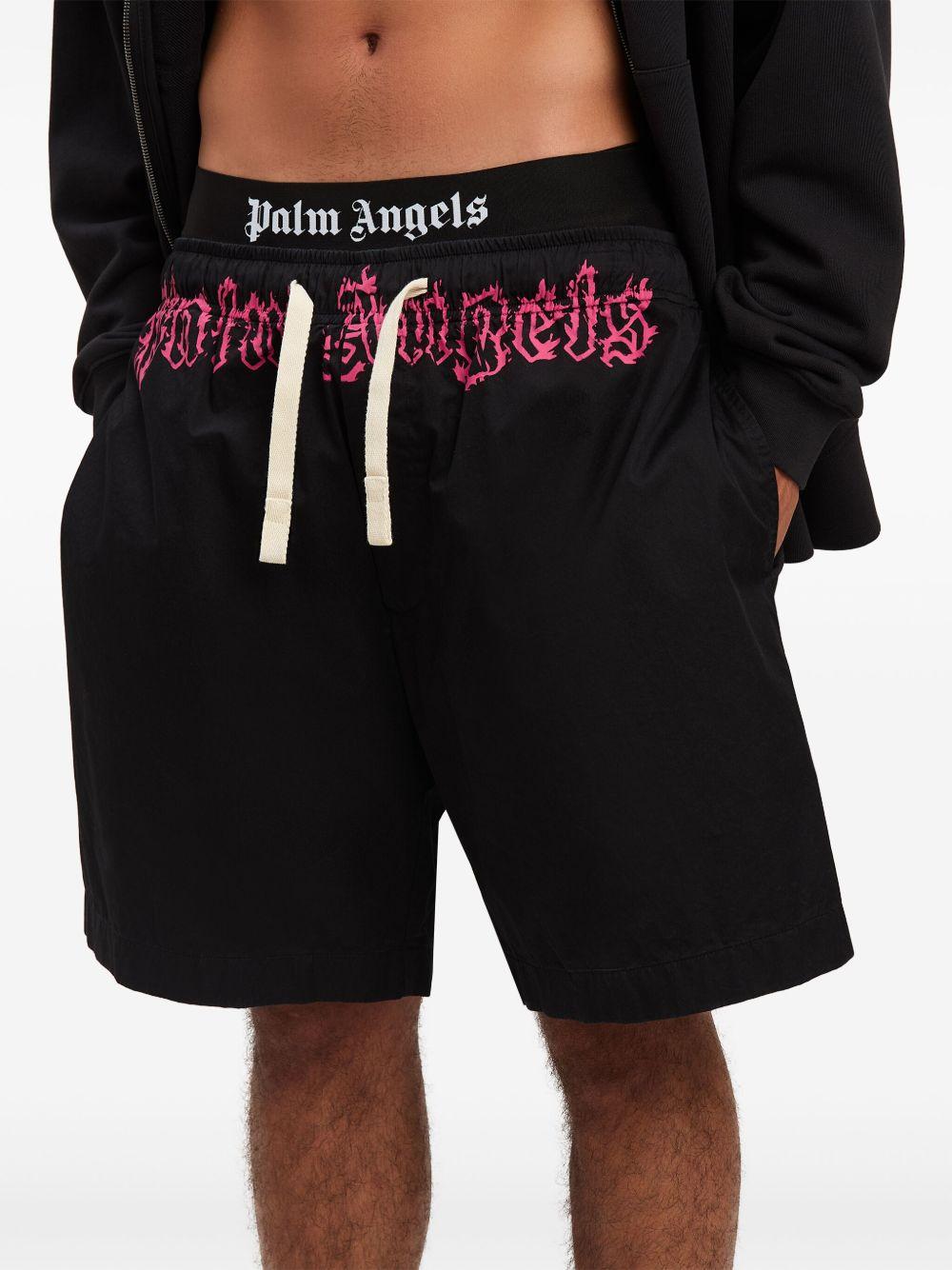 logo shorts Product Image