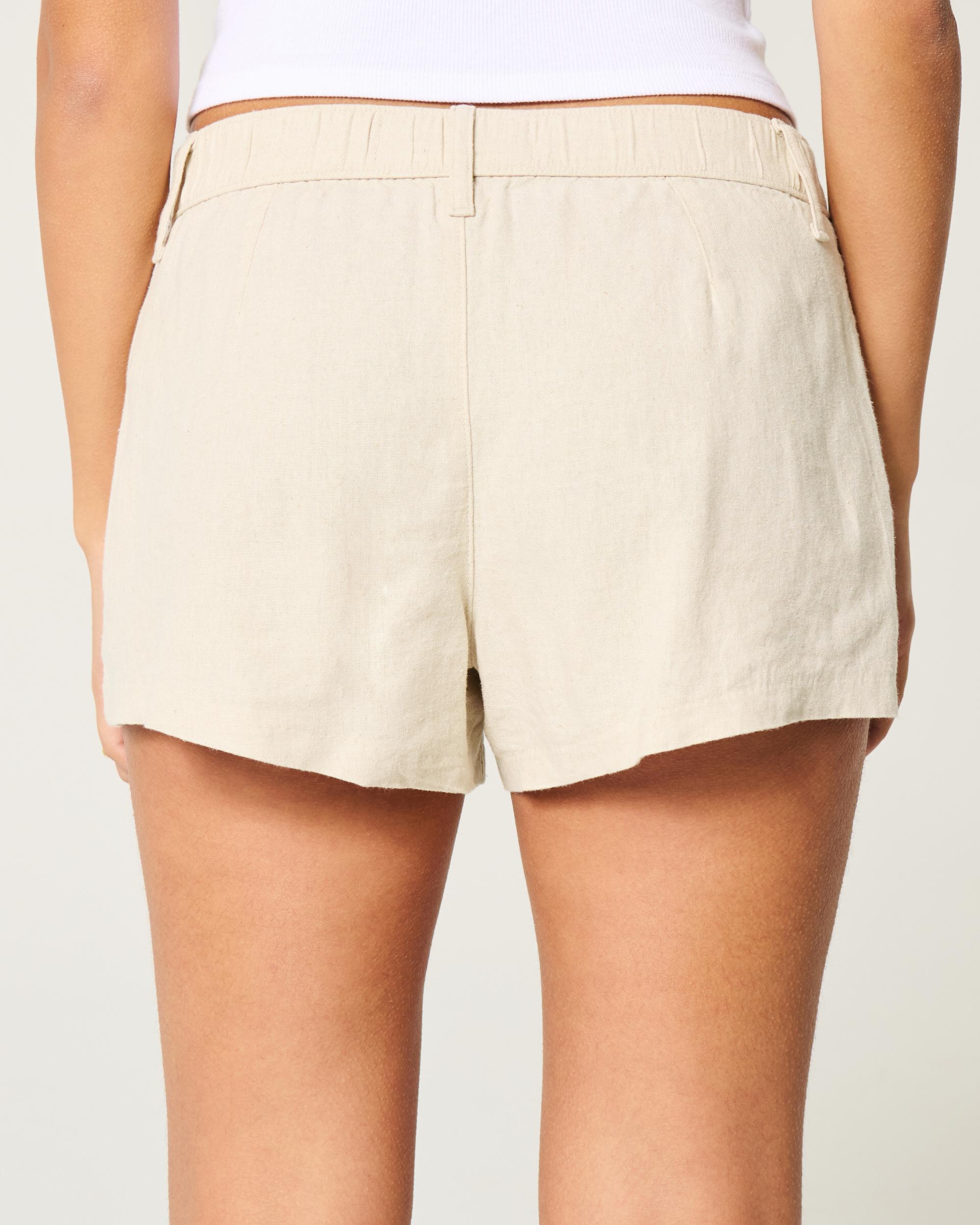 Hollister Livvy Low-Rise Linen-Blend Shorts 3" Product Image