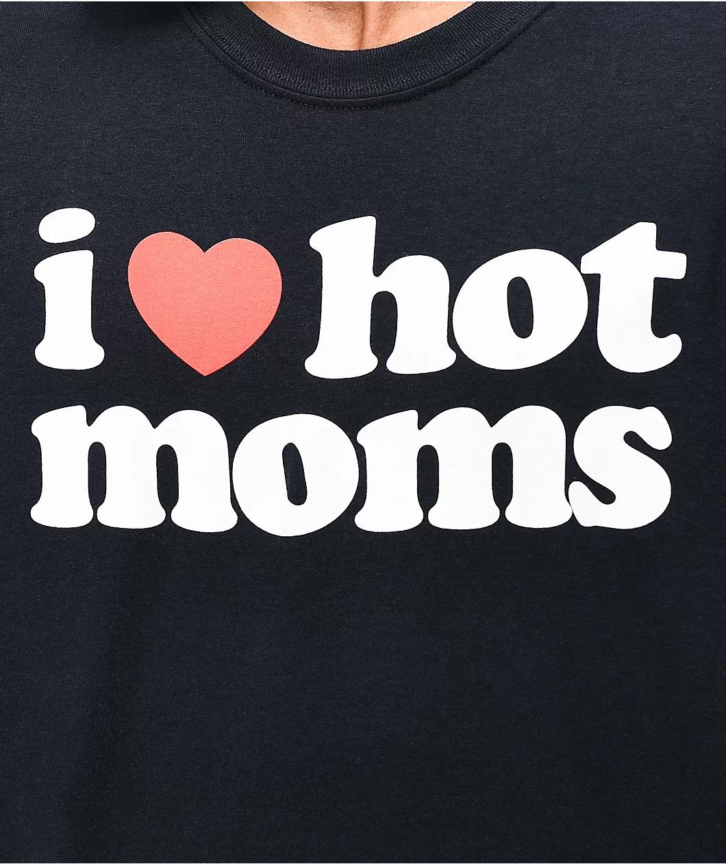 Danny Duncan I Heart Hot Moms Black T-Shirt Product Image
