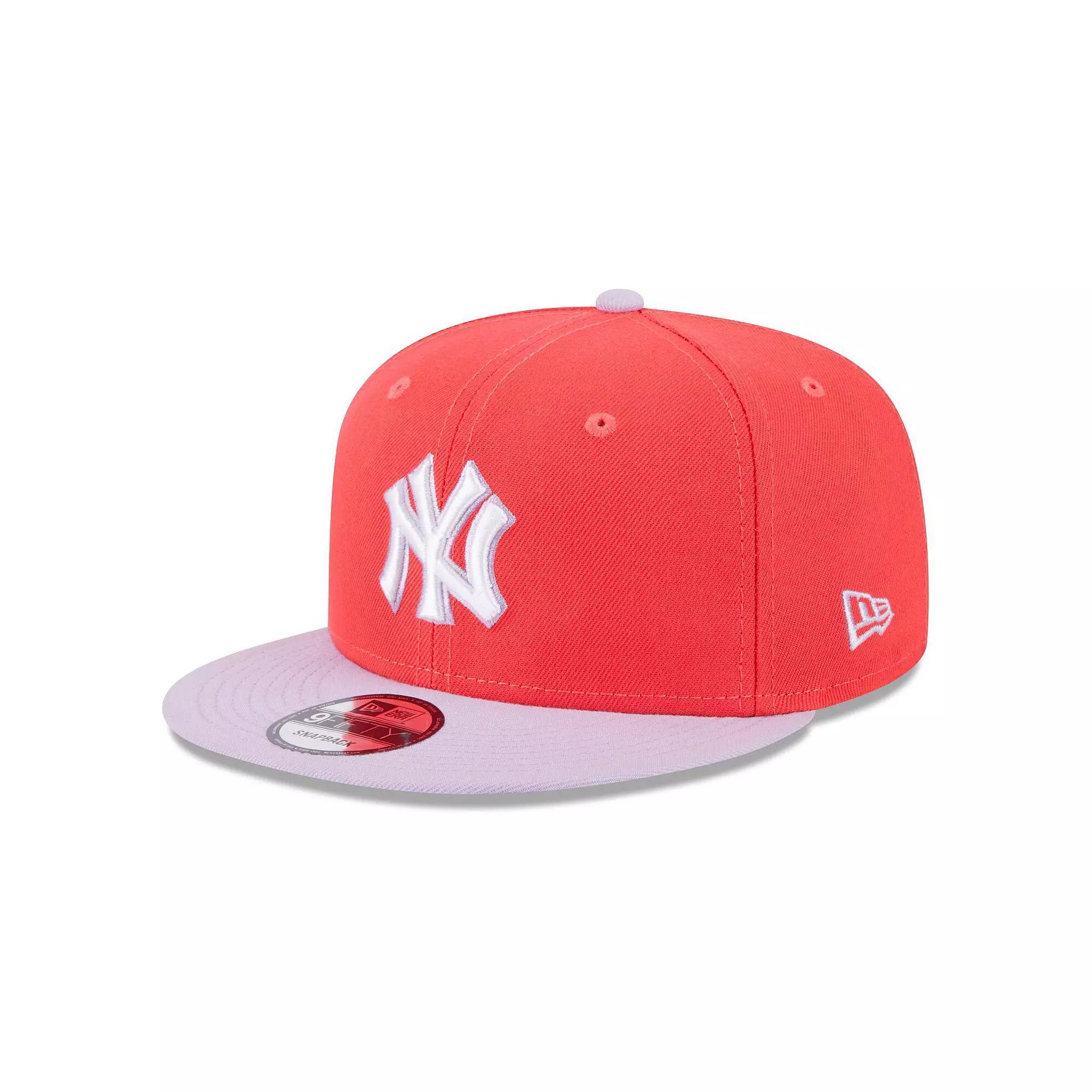 Men's New Era Red/Purple New York Yankees Spring Basic Two-Tone 9FIFTY Snapback Hat Product Image