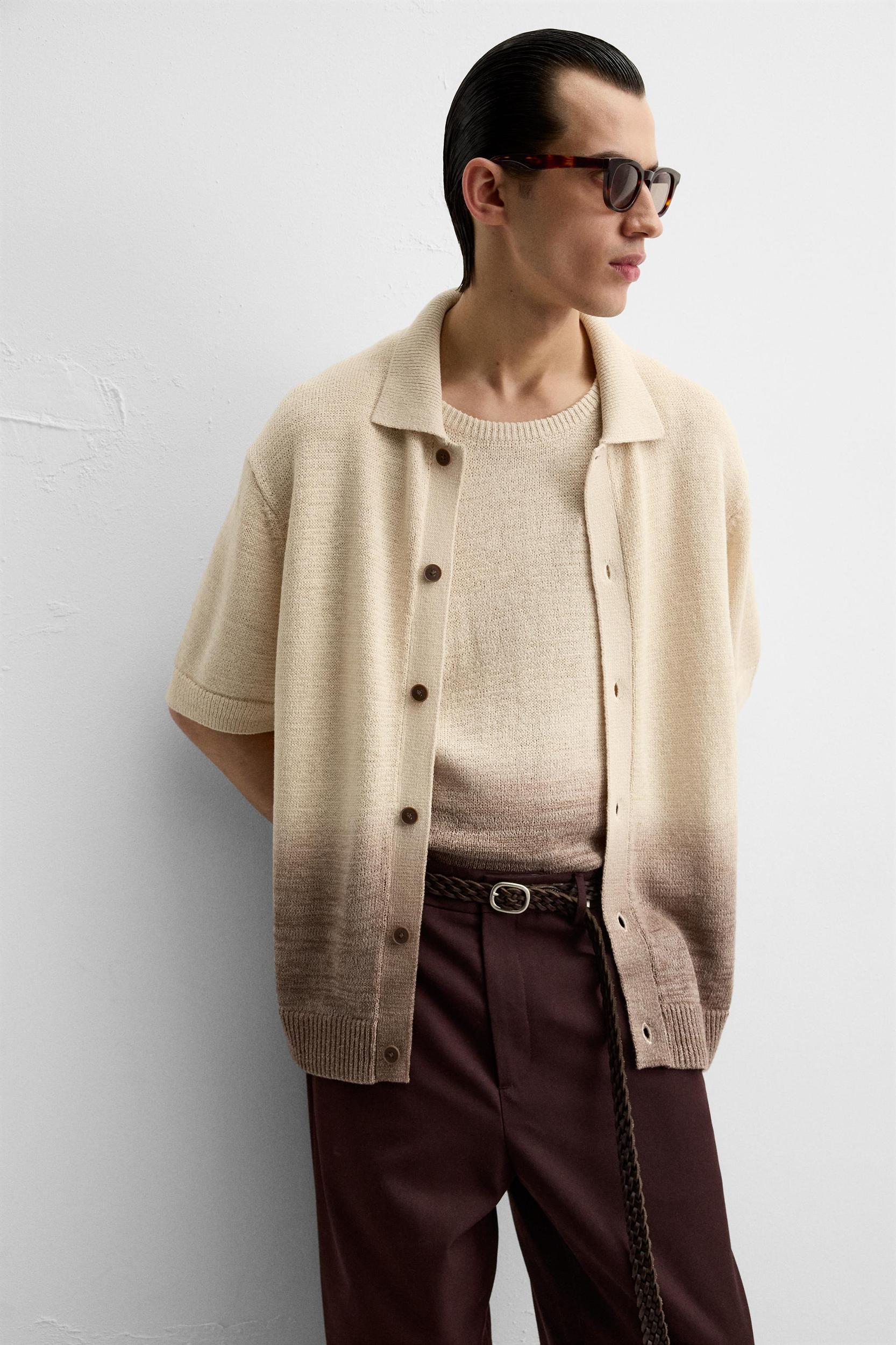 GRADIENT PRINT KNIT SHIRT Product Image