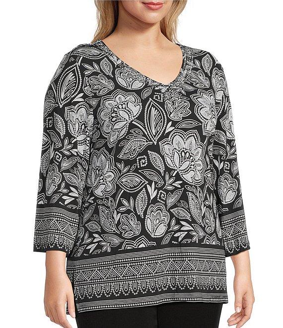 Allison Daley Plus Floral Beading 3/4 Sleeve V-Neck Knit Top Product Image