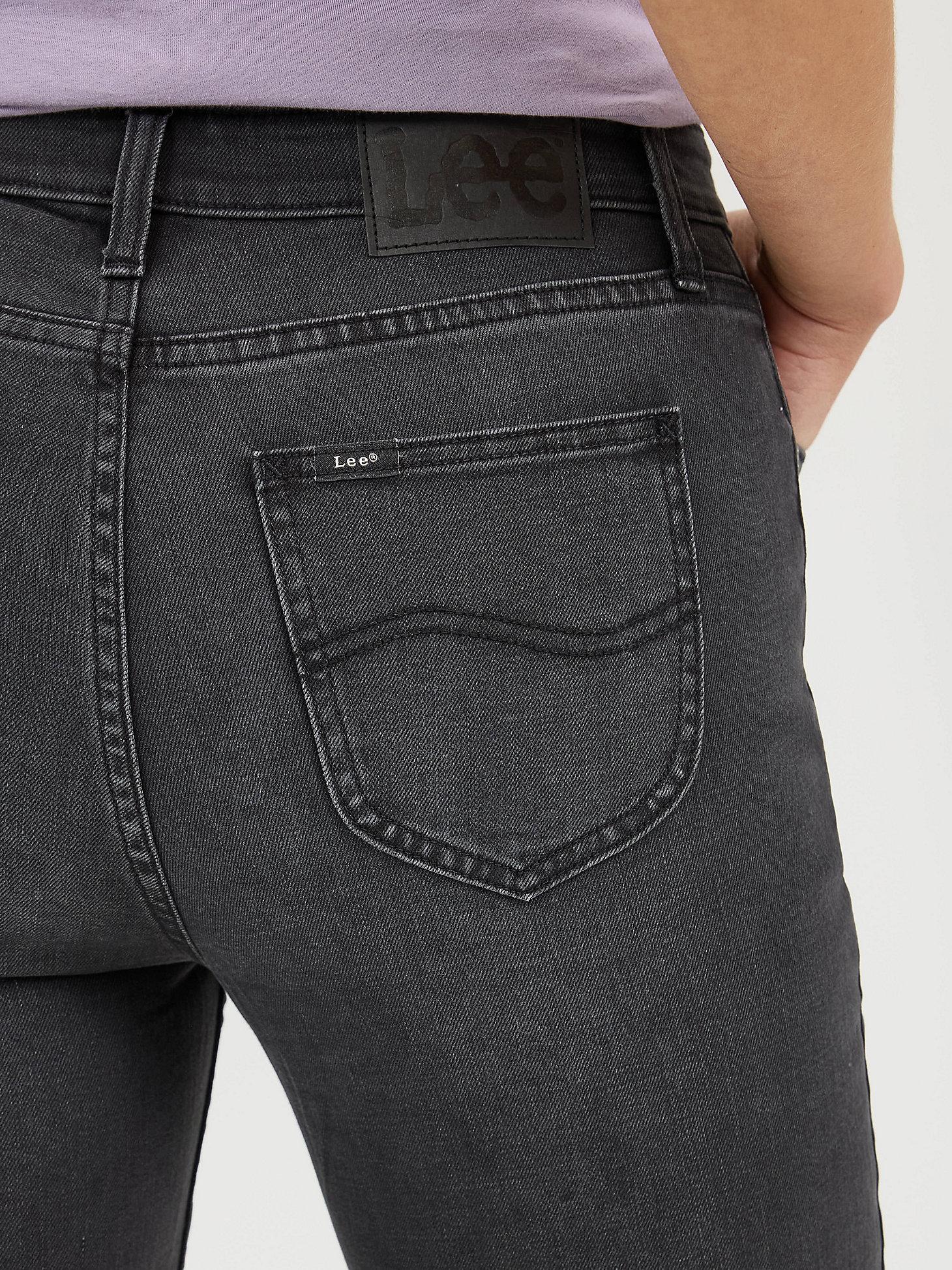 Women's Legendary Frayed Hem Capri | Women's Capris & Crops | Lee® Product Image