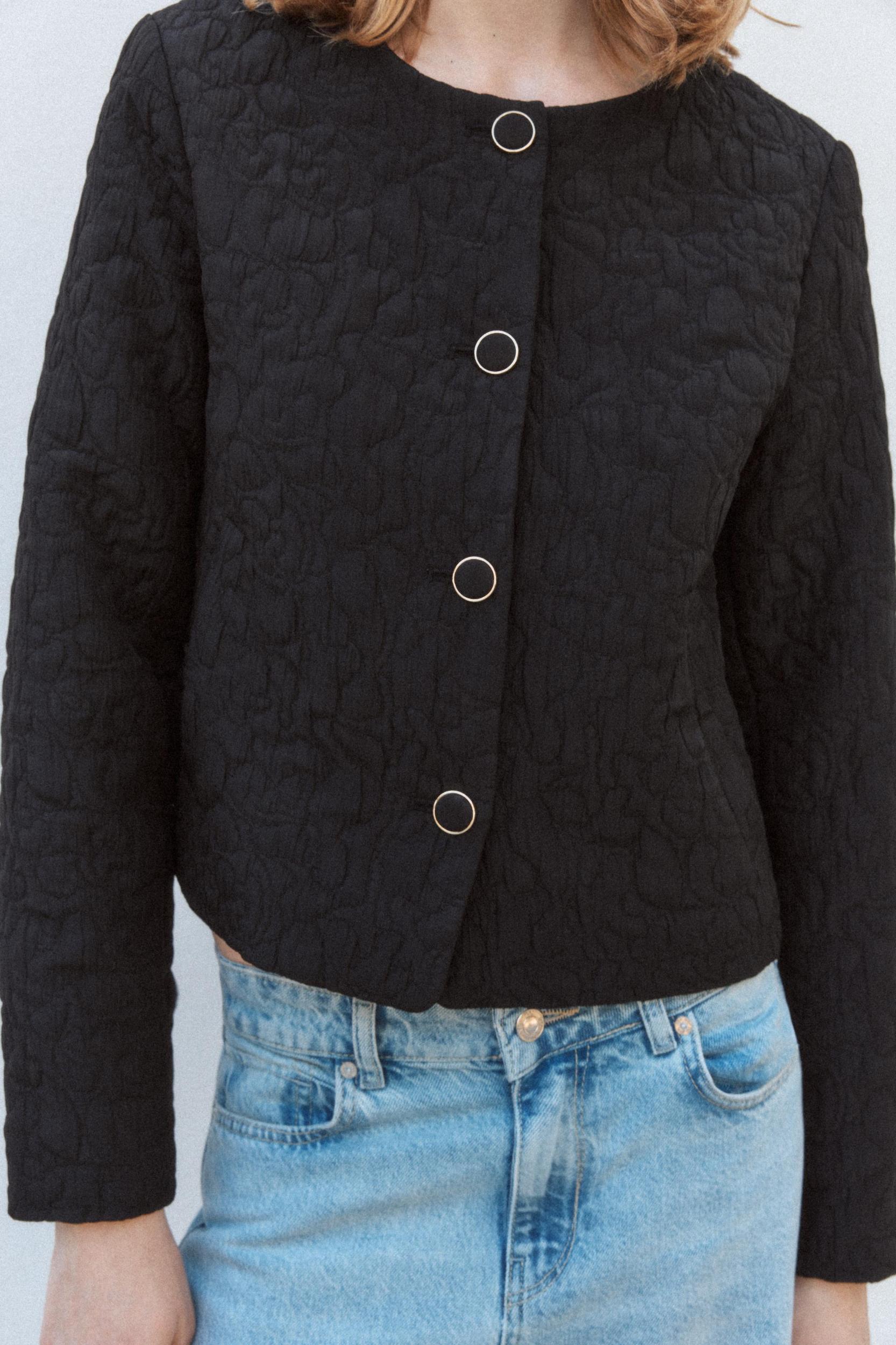 SHORT PUFFER JACKET Product Image