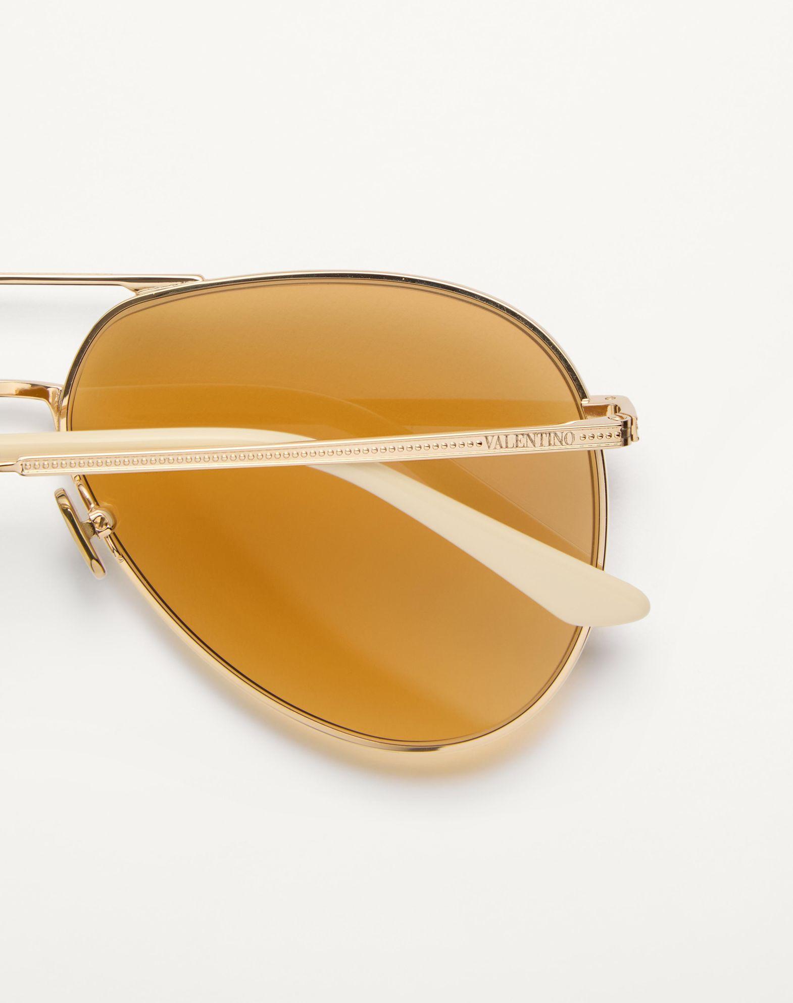 Metal Aviator Frame Product Image