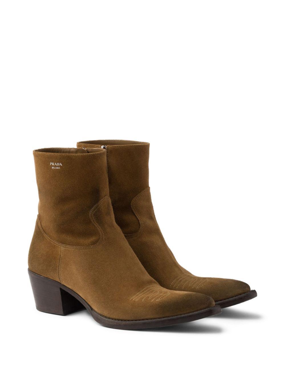 suede boots Product Image