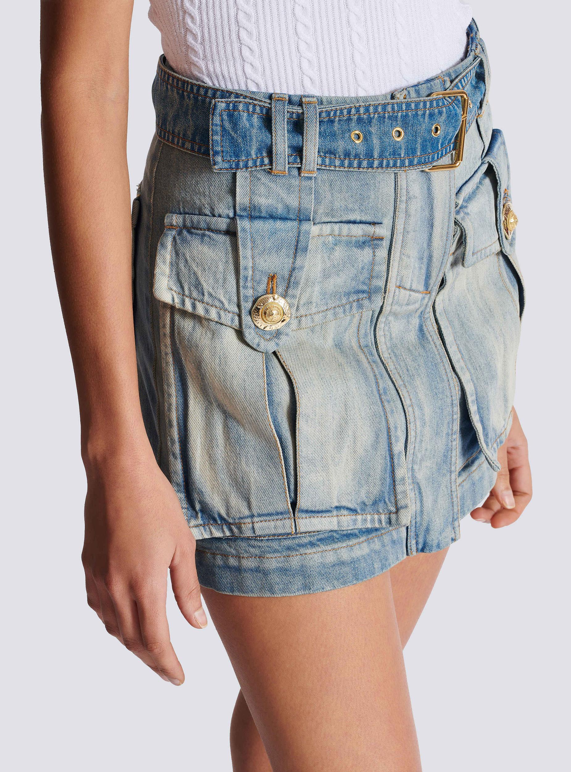 Denim skirt with pockets Product Image