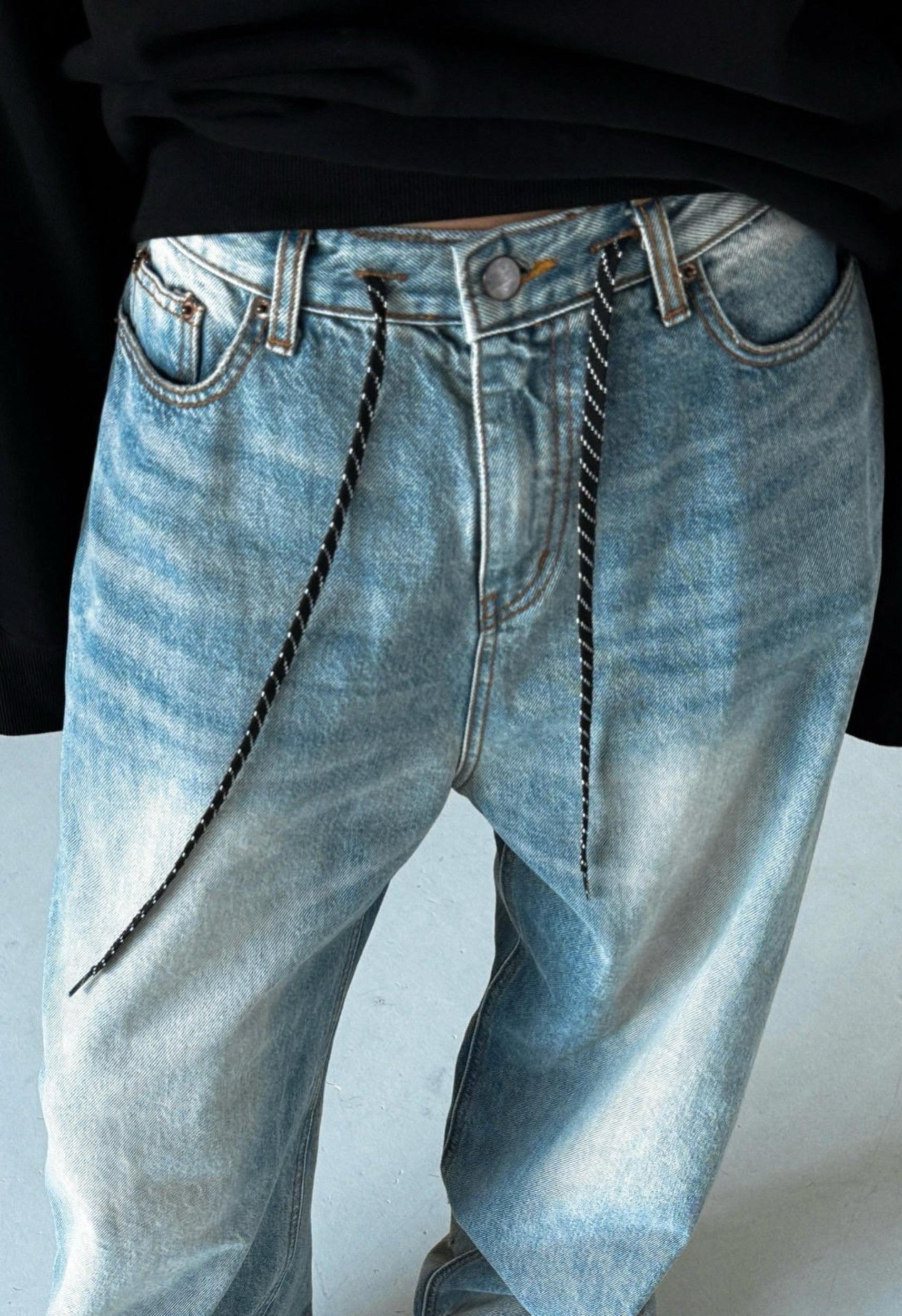 Harper Distressed Denim Product Image