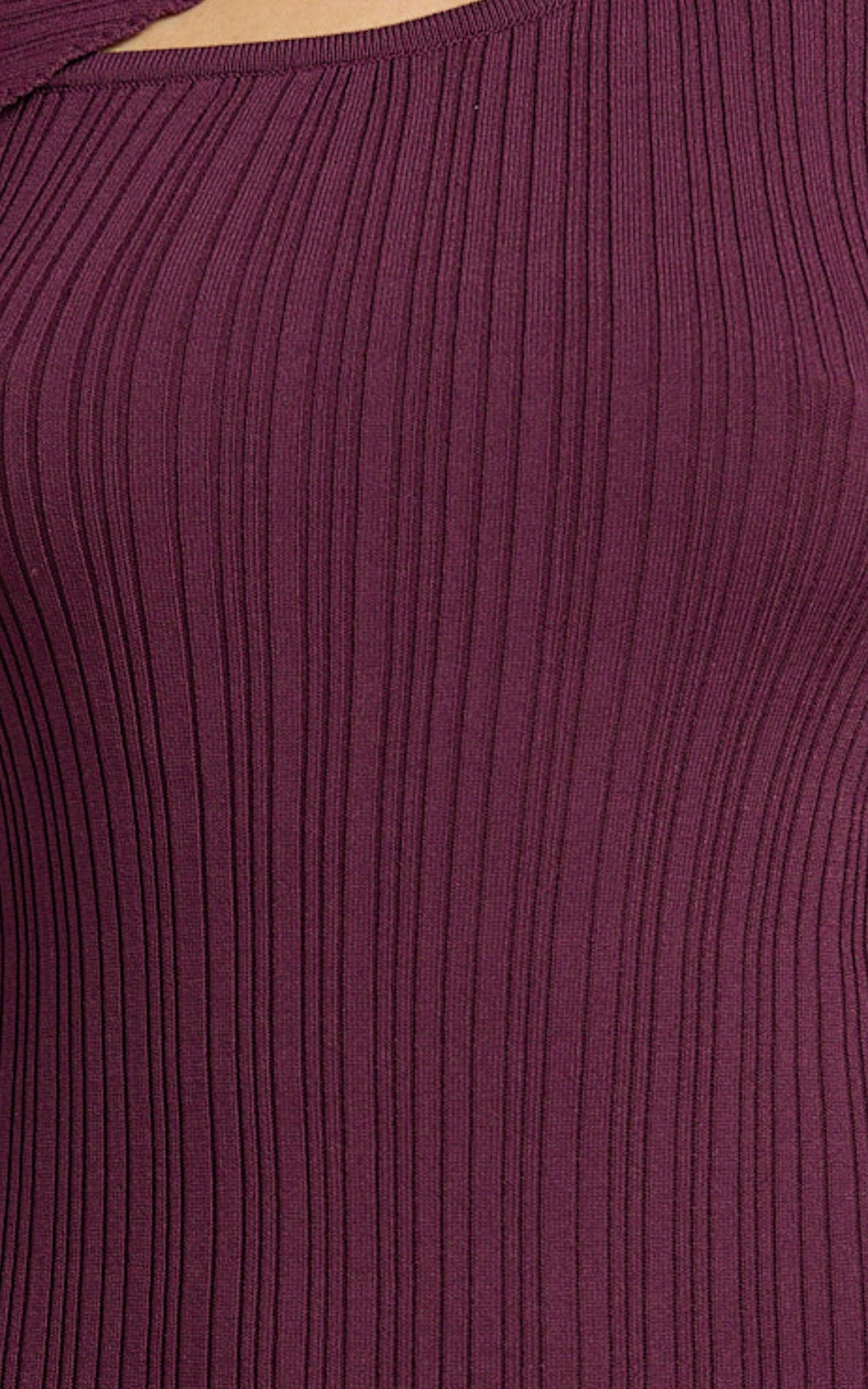 Zoya Mini Dress - Long Sleeve Bodycon Dress in Wine Product Image