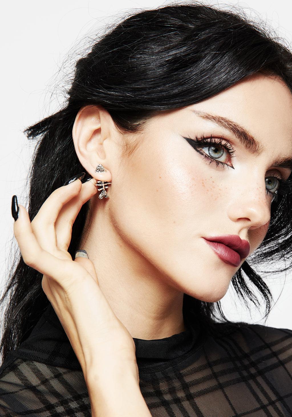 Fishbone Stud Earrings Product Image