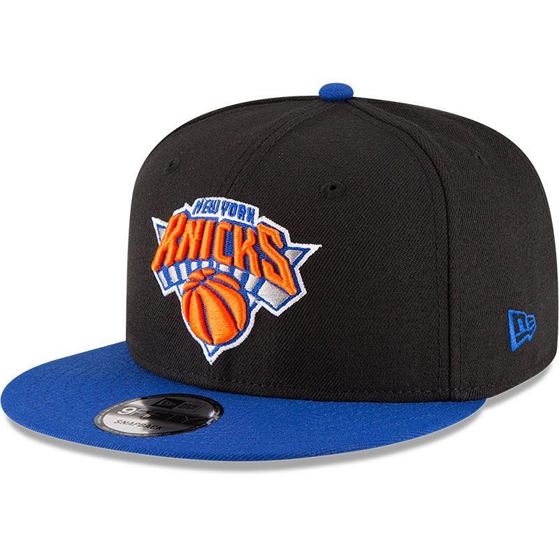 Men's New Era Black/Blue New York Knicks 2-Tone 9FIFTY Adjustable Snapback Hat Product Image