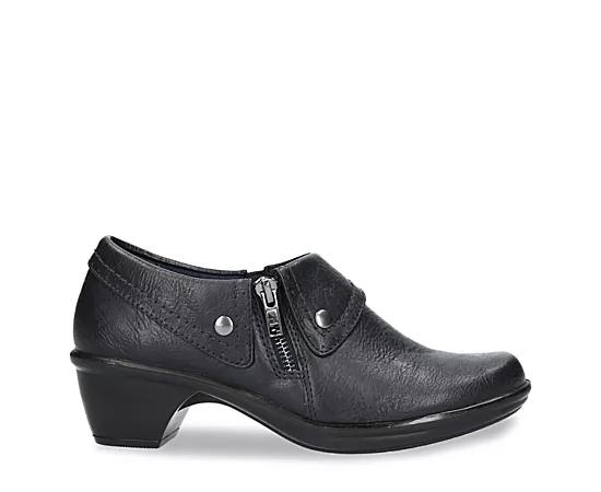Easy Street Darcy Women's Ankle Boots,  Product Image
