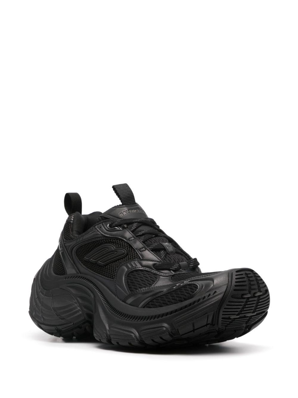 10XL sneakers Product Image