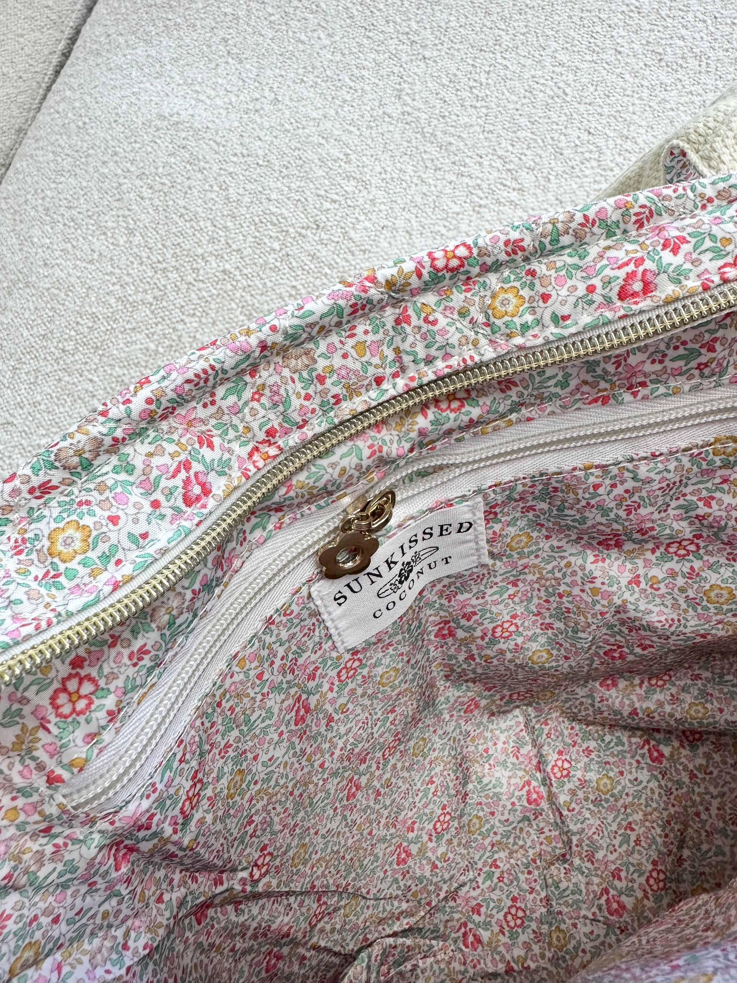 Floral Day In The Park Handmade Tote Zipper Bag Girls Product Image