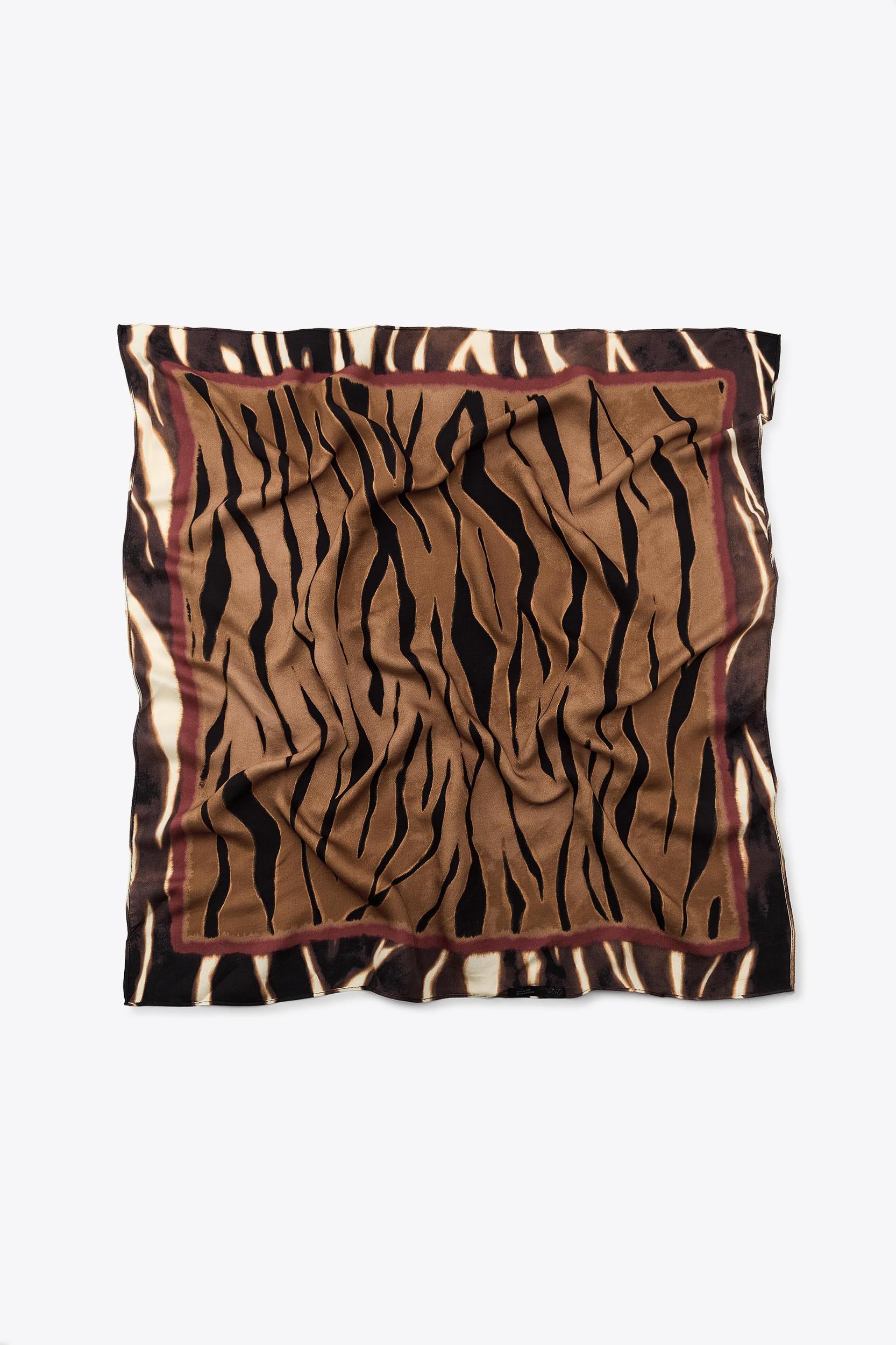ANIMAL PRINT VISCOSE SCARF Product Image