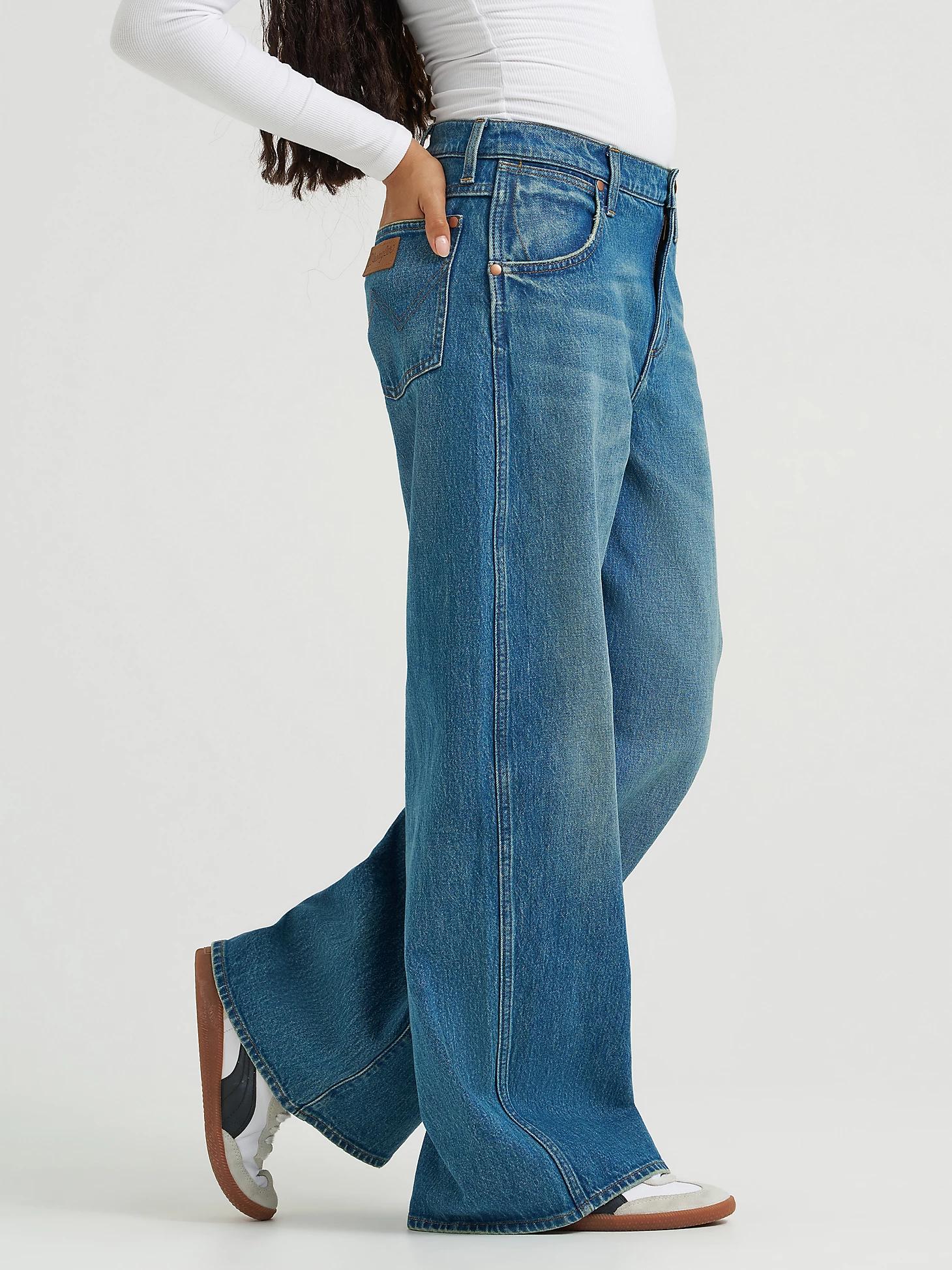 Women's Low Rise Baggy Jean in Ace Product Image