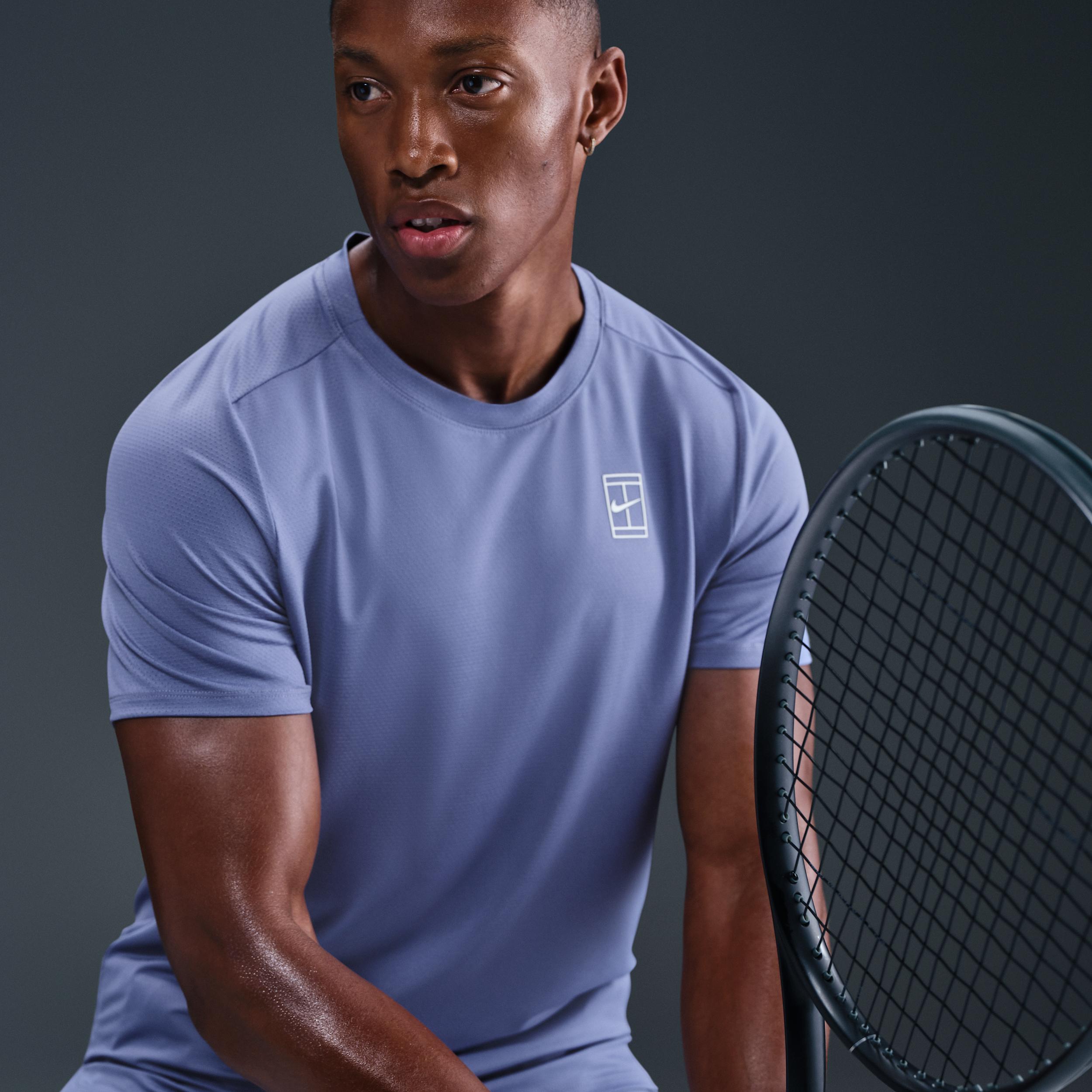 NikeCourt Advantage Men's Dri-FIT Tennis Top Product Image