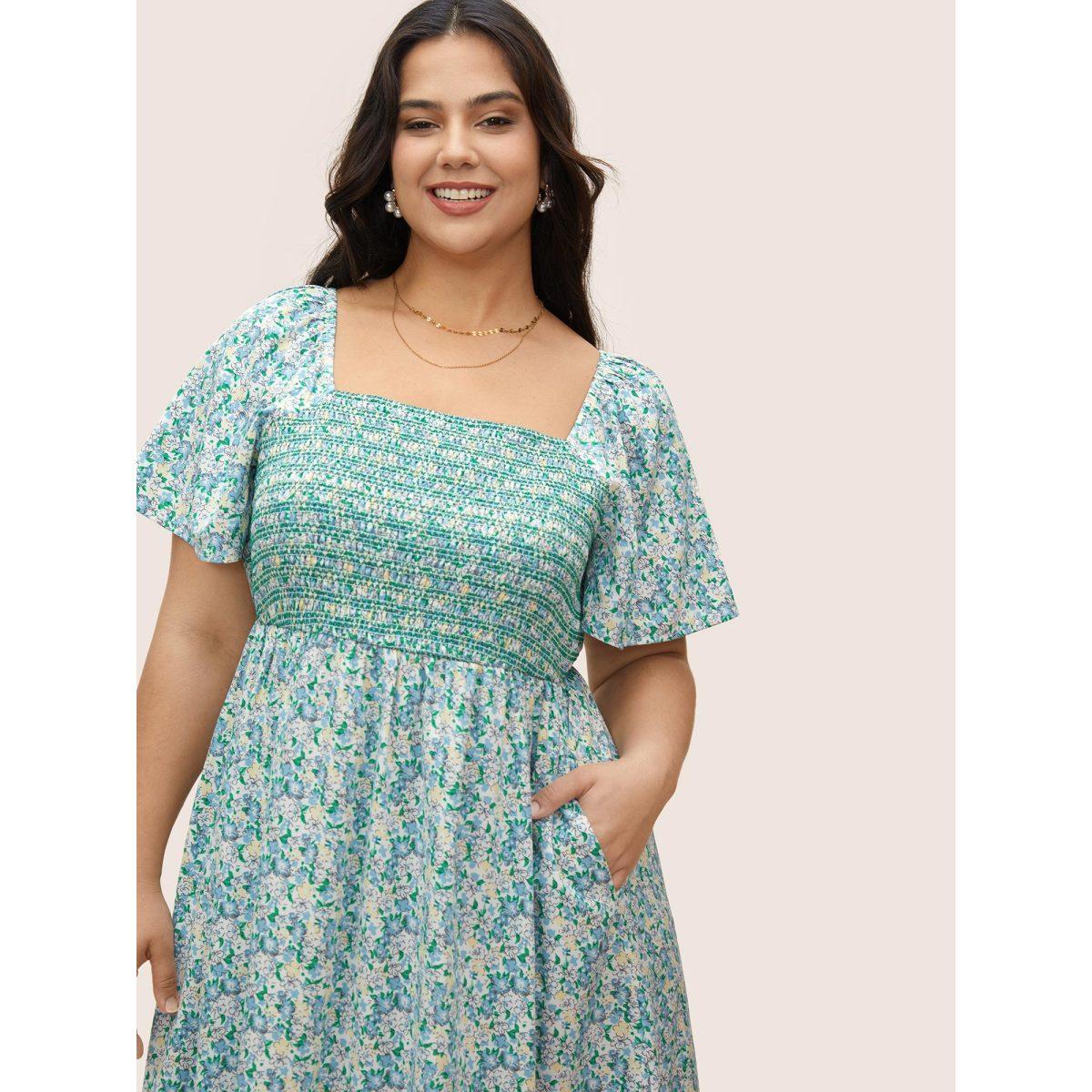 Plus Size Square Neck Ditsy Floral Shirred Ruffle Sleeve Dress White Women Elegant Shirred Square Neck Short sleeve Curvy BloomChic 22-24/3X Product Image