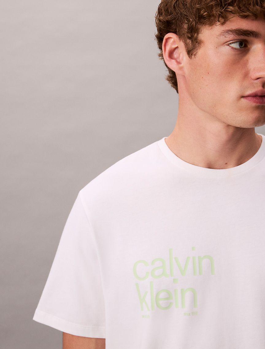 Circle Graphic Relaxed T-Shirt Product Image