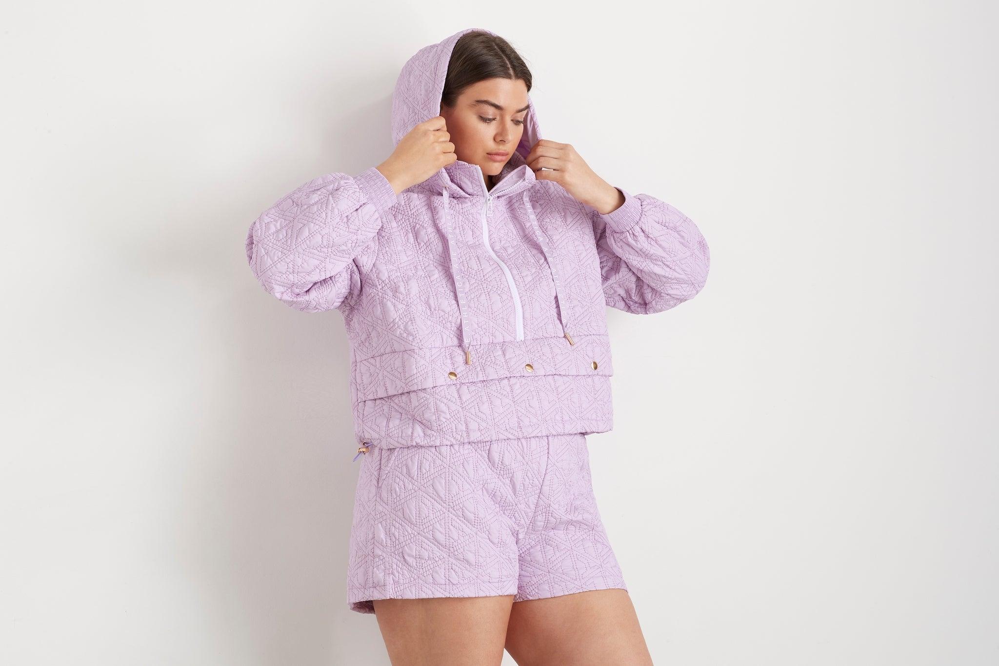 Quilted Logo Spray Shorts 623 Product Image