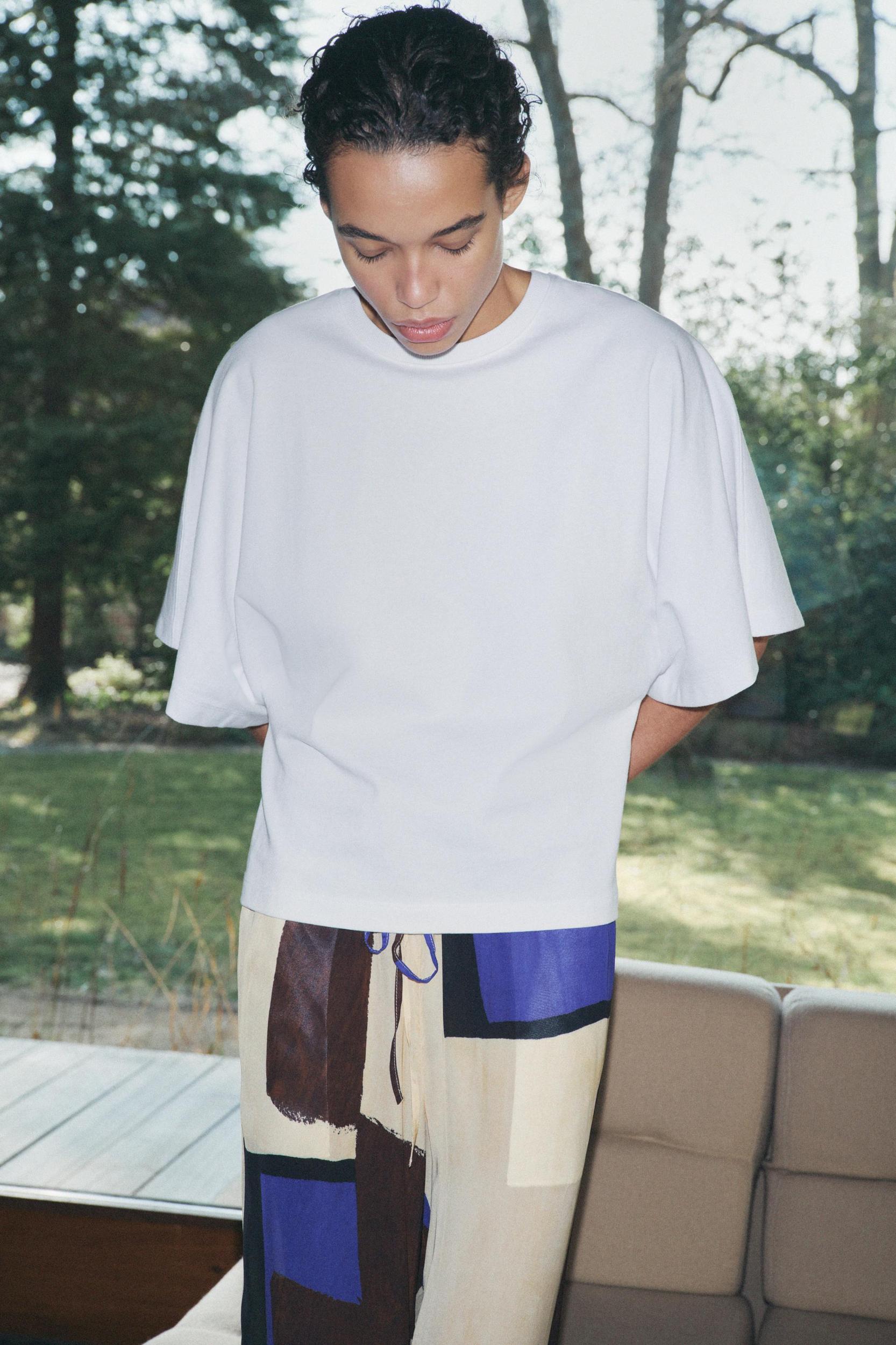 WASHED CAPE SLEEVE T-SHIRT Product Image