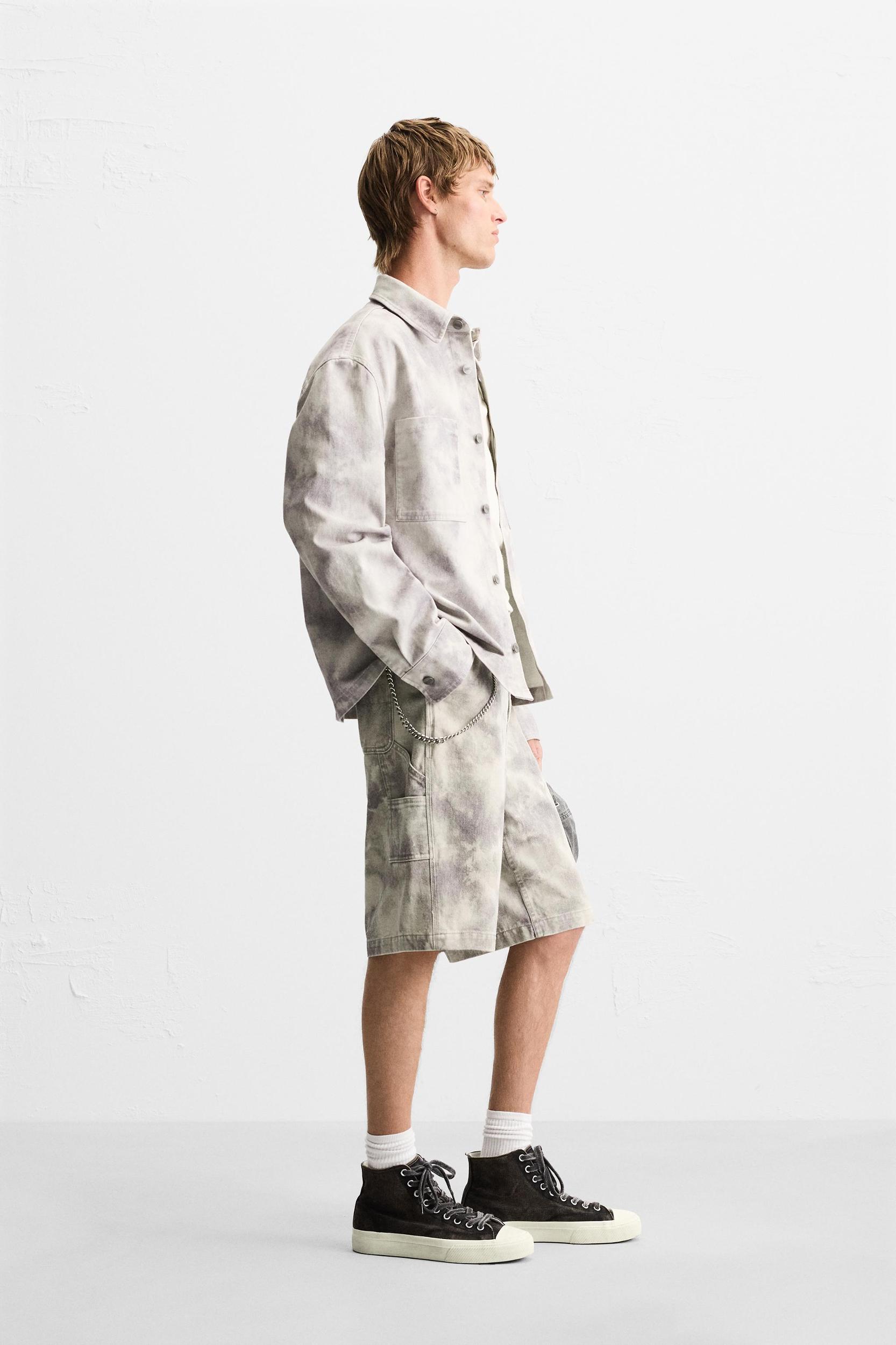 ABSTRACT PRINT CARPENTER POCKET SHORTS Product Image