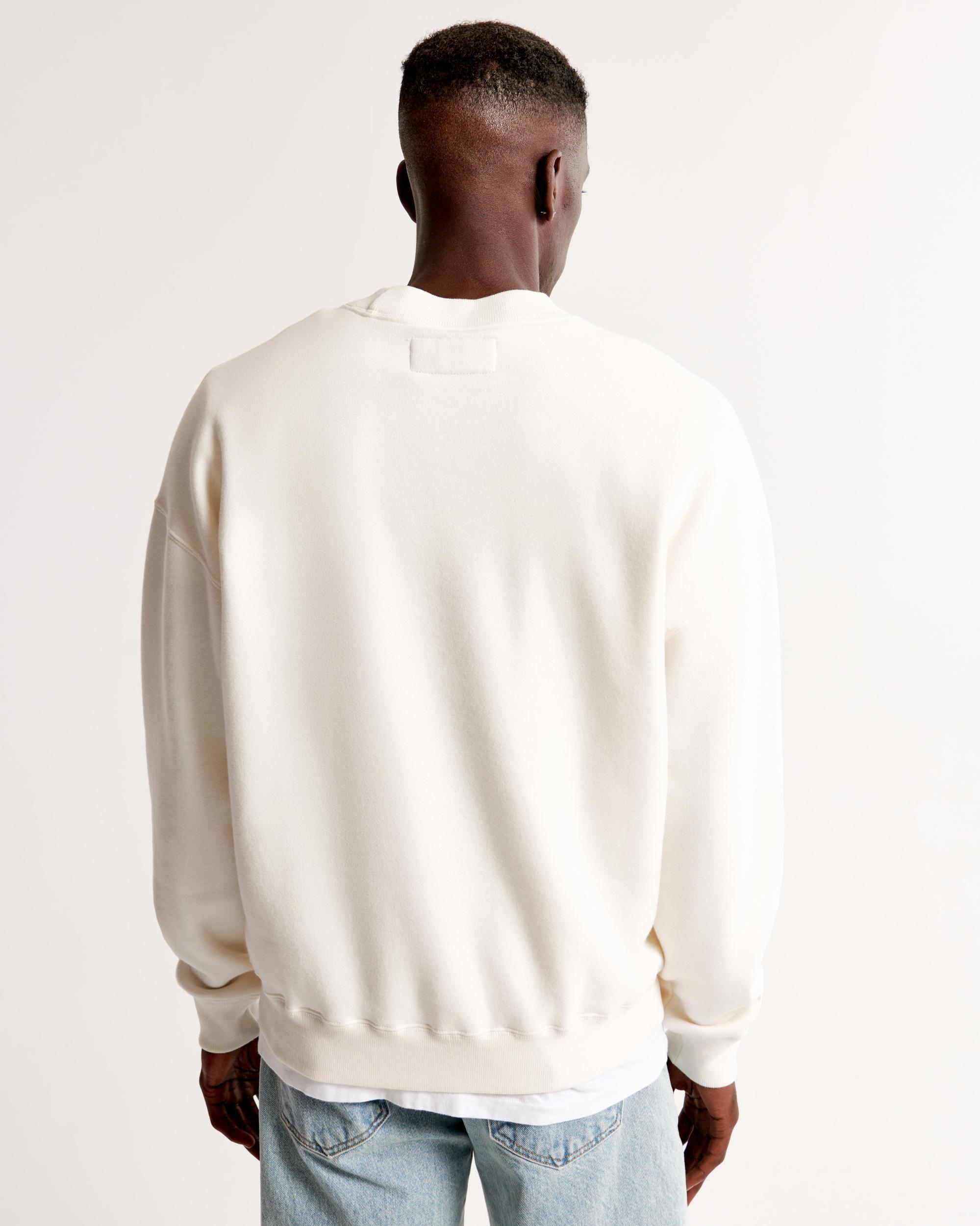 New England Patriots Graphic Crew Sweatshirt Product Image