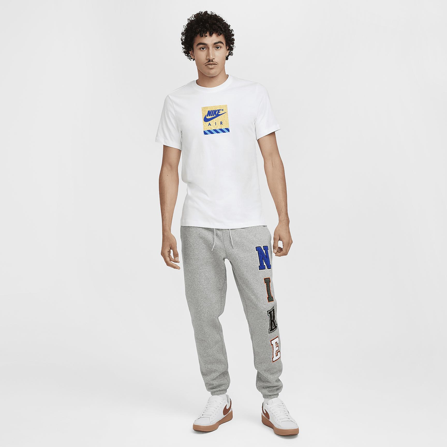 Nike Sportswear T-Shirt Product Image