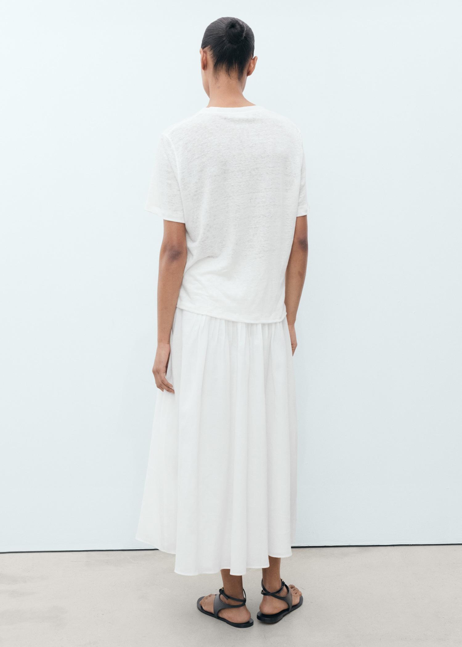 Short-sleeved linen t-shirt - Women | MANGO USA Product Image