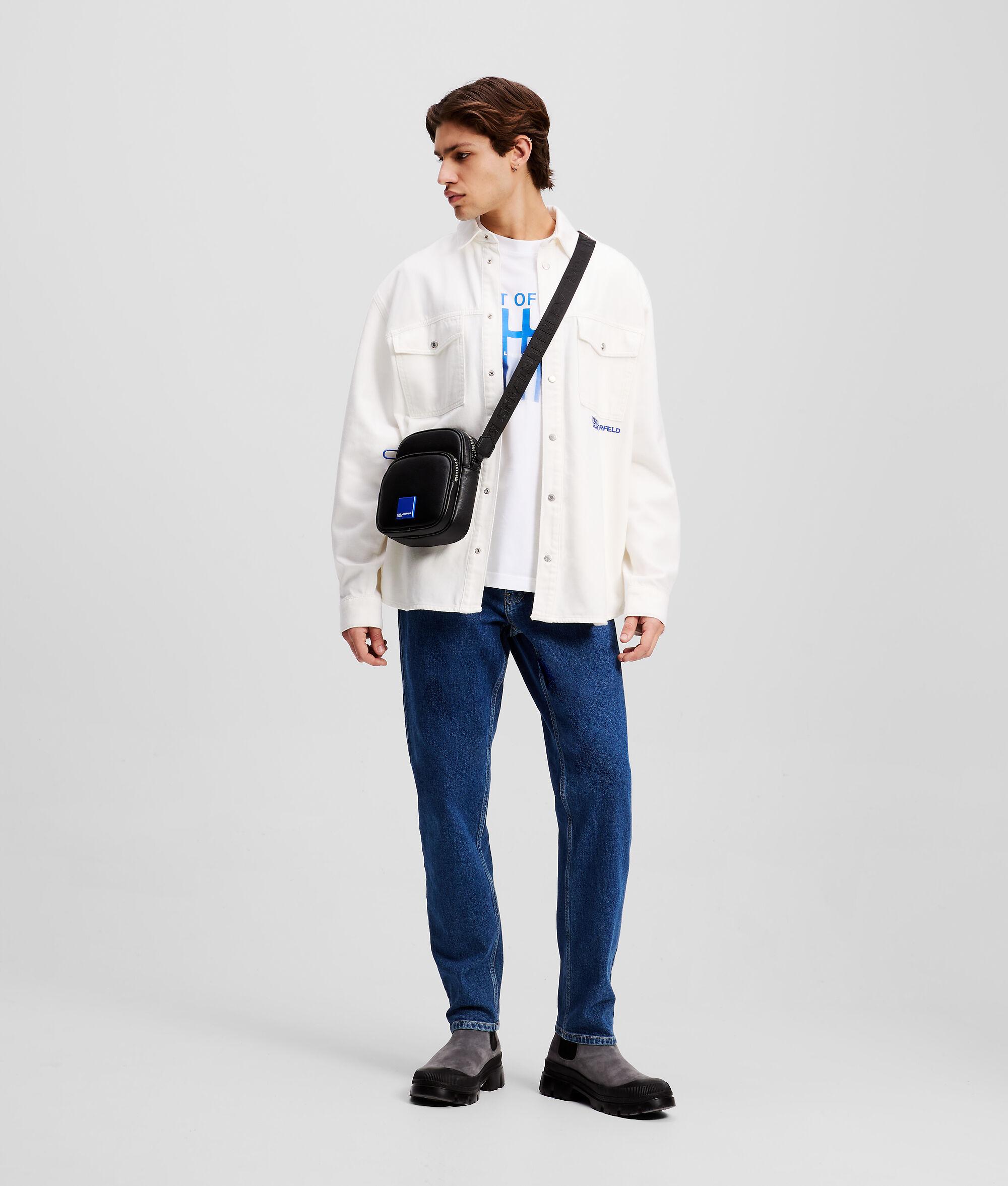 TAPERED JEANS Product Image