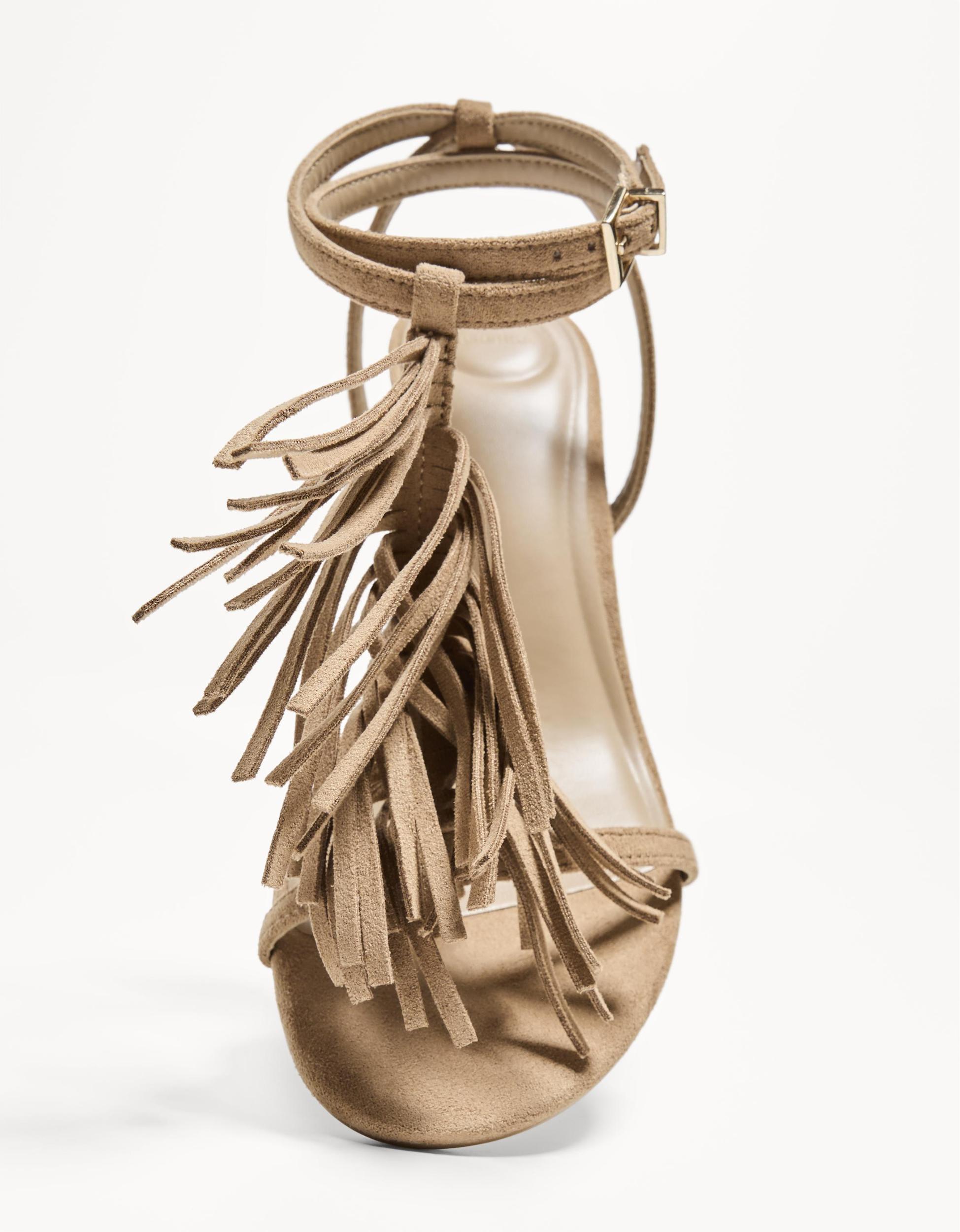 Kitten-heel sandals with fringing Product Image