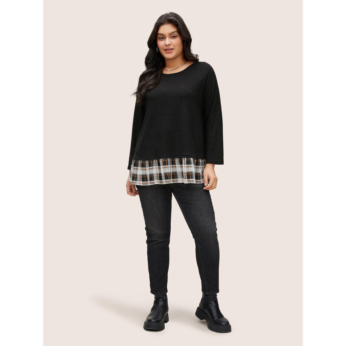 Plus Size Rib Knit Plaid Patchwork Raglan Sleeve T-shirt Black Women Casual Texture Plaid Round Neck Everyday T-shirts BloomChic 26/4X Product Image