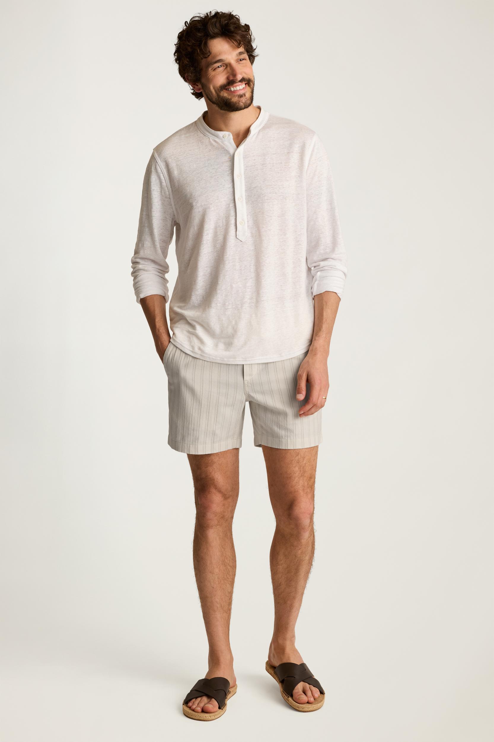 Nomad Short Product Image