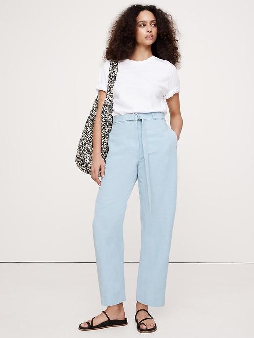 High-Rise Barrel Tencel™-Linen Pant Product Image