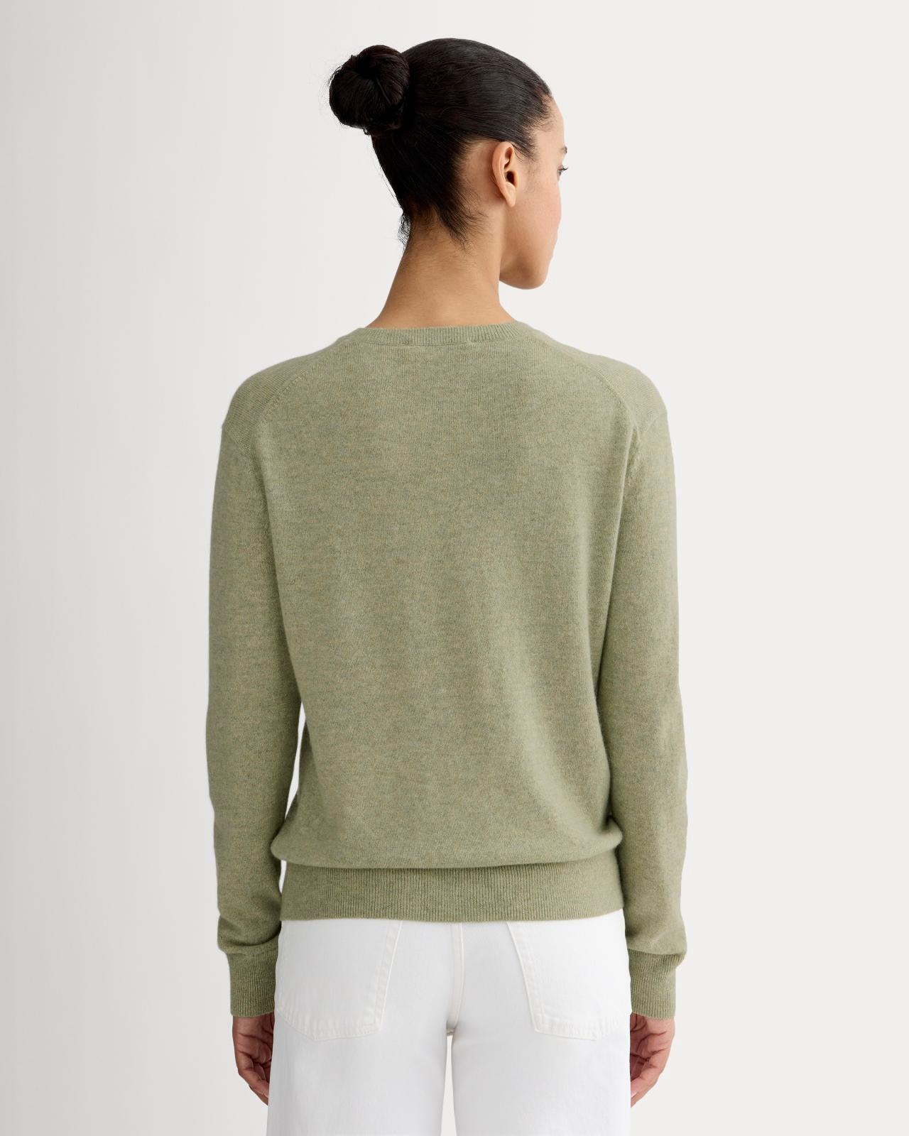 Womens Classic Crew in Cashmere Sweater by Everlane Product Image
