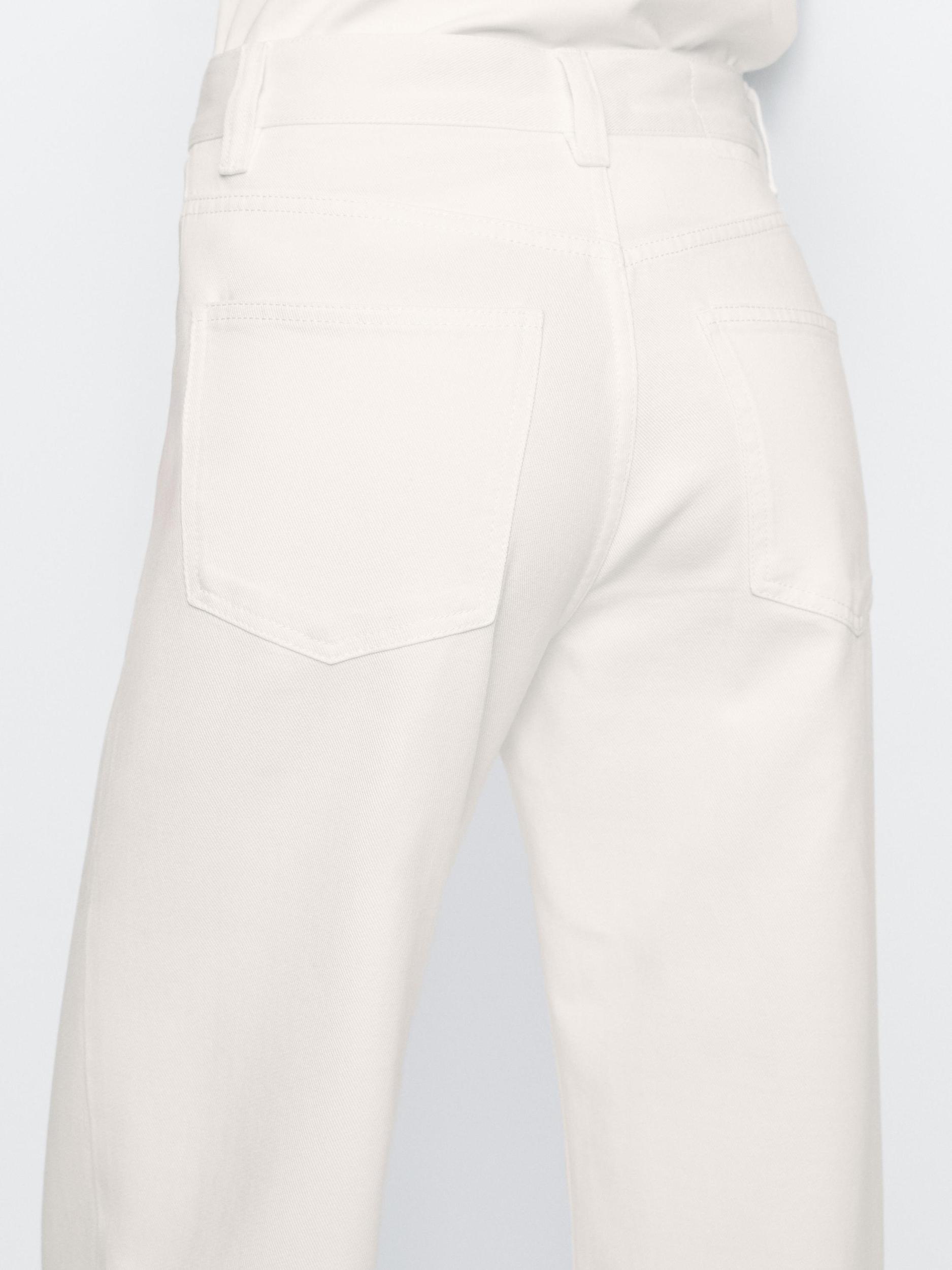 High-waist wide-leg jeans Product Image