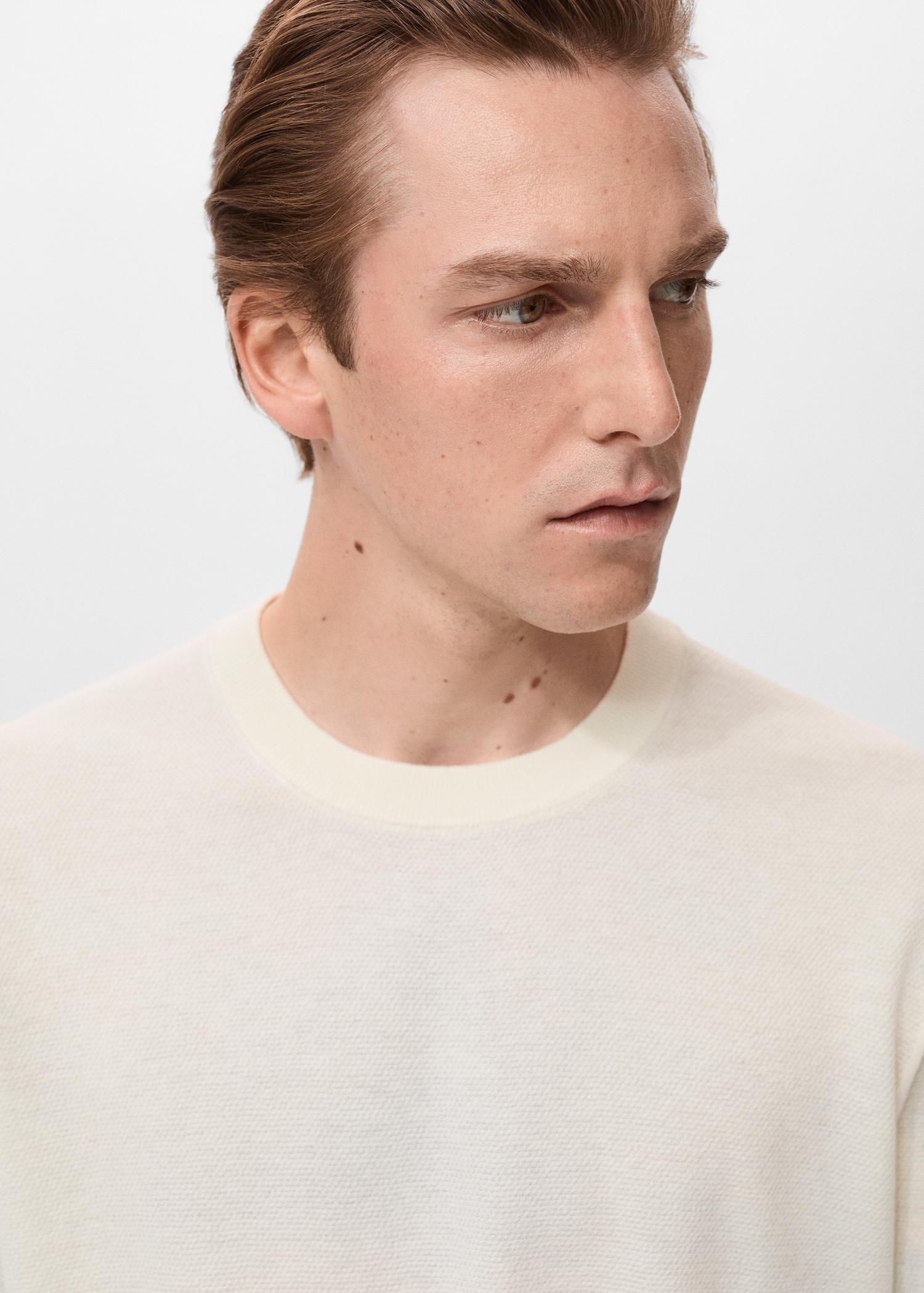 Fine-knit sweater - Men | MANGO USA Product Image