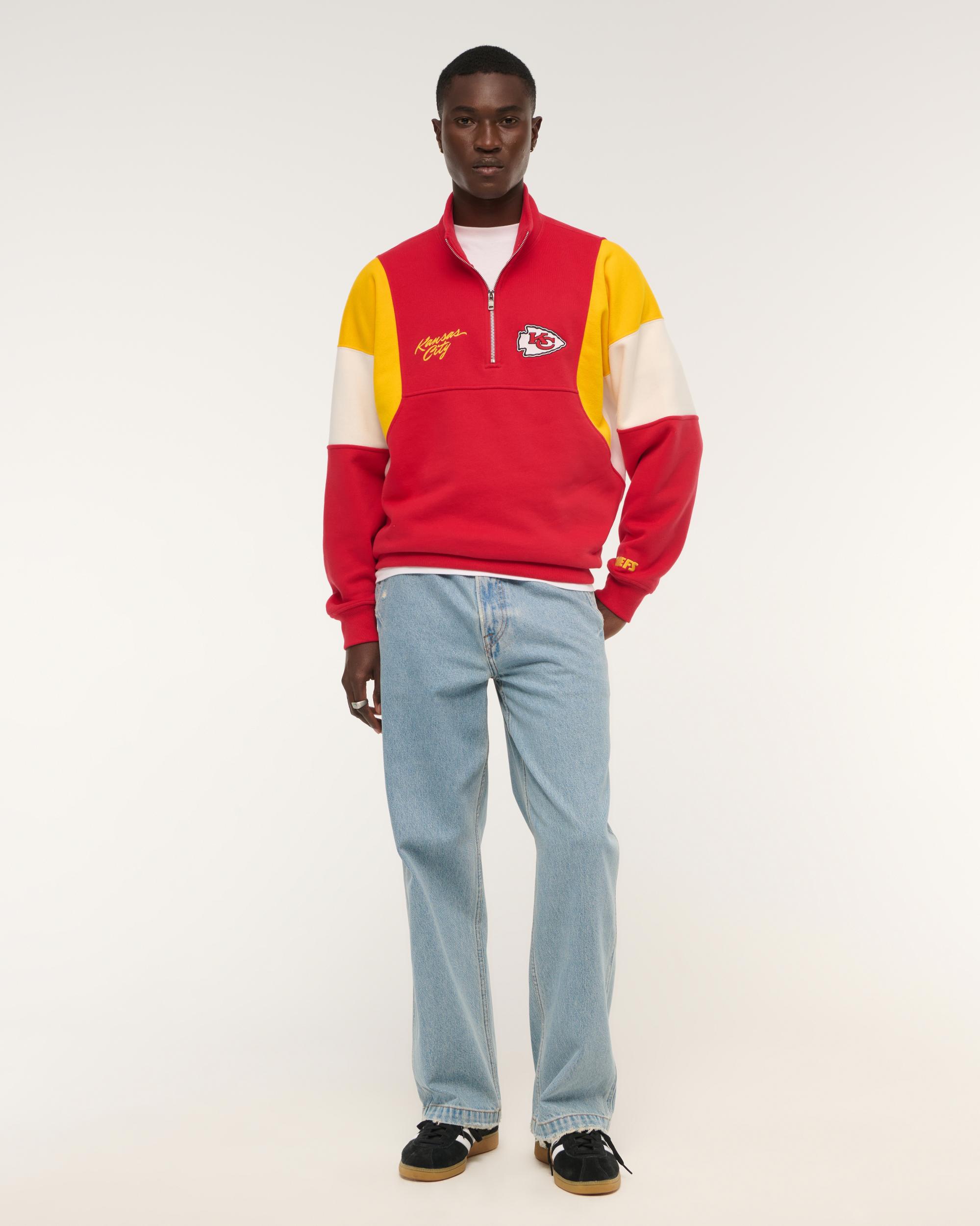 Dallas Cowboys Half-Zip Sweatshirt Product Image