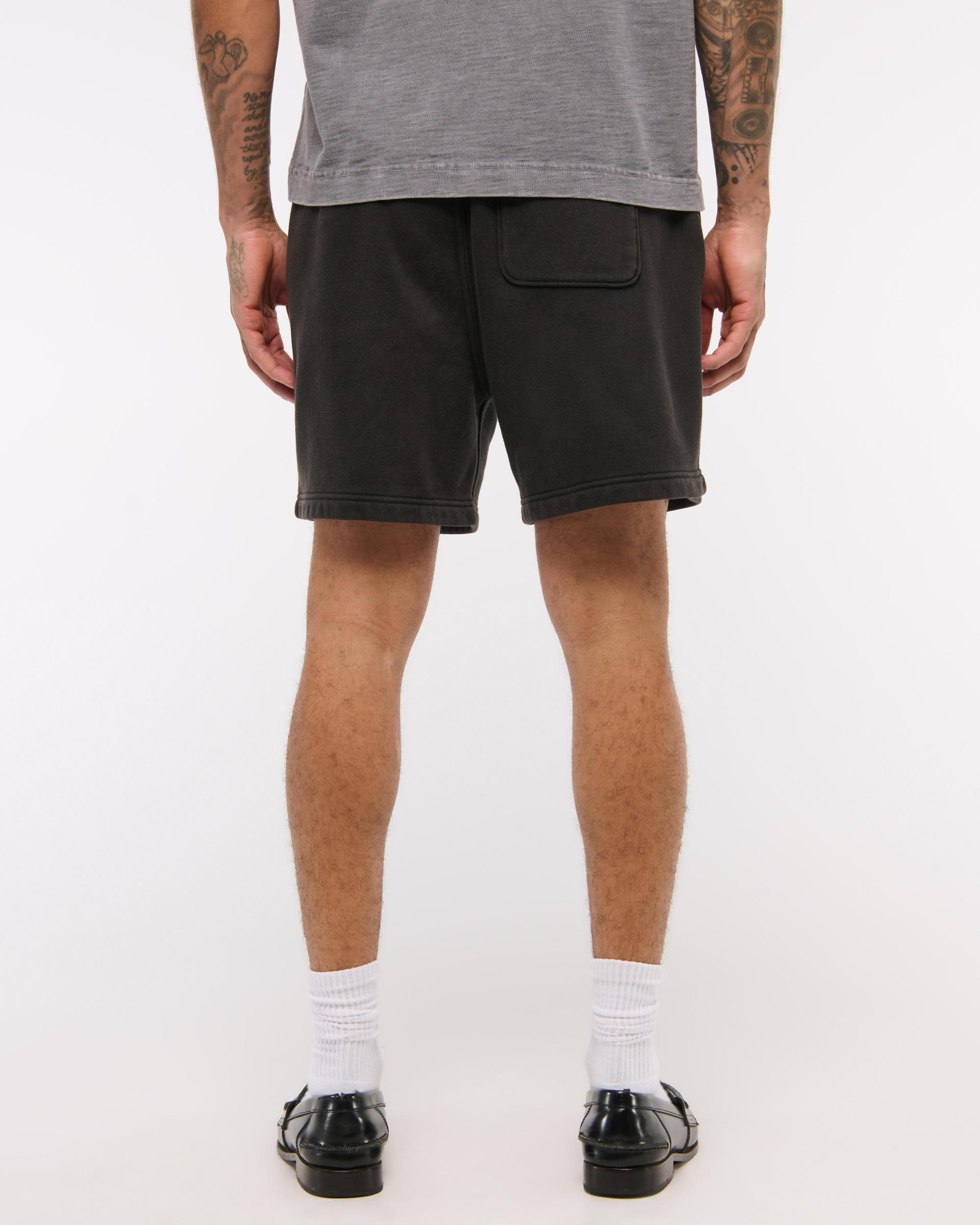 Essential Short Product Image