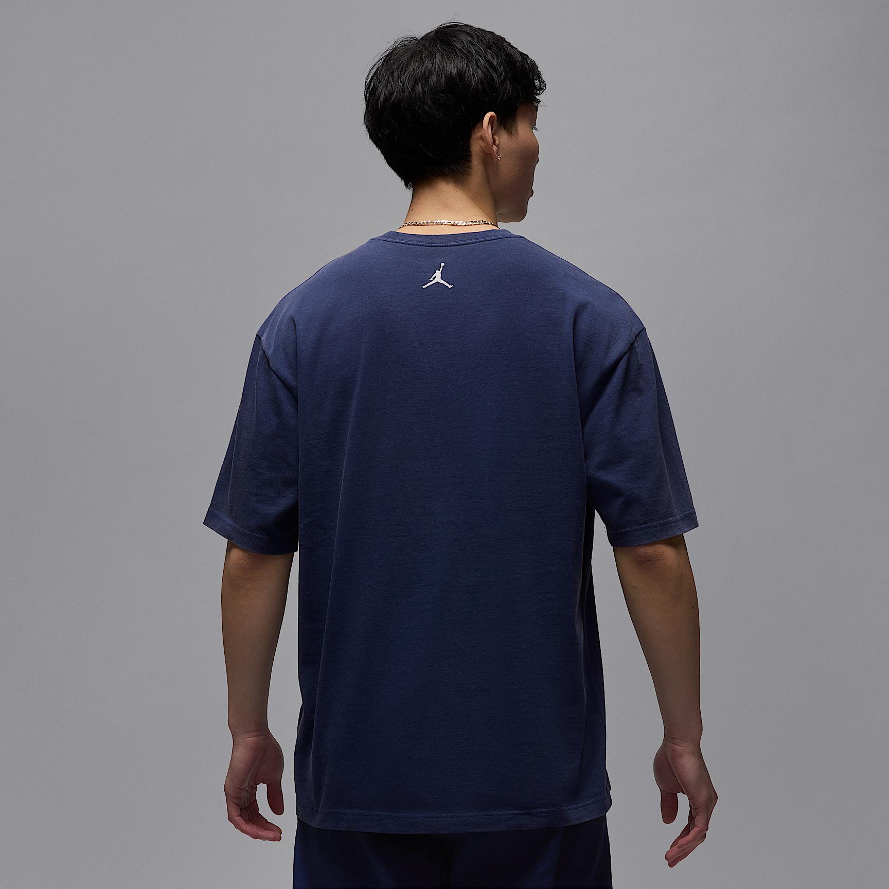 Mens Jordan Brand T-Shirt | HJ2929-410 Product Image